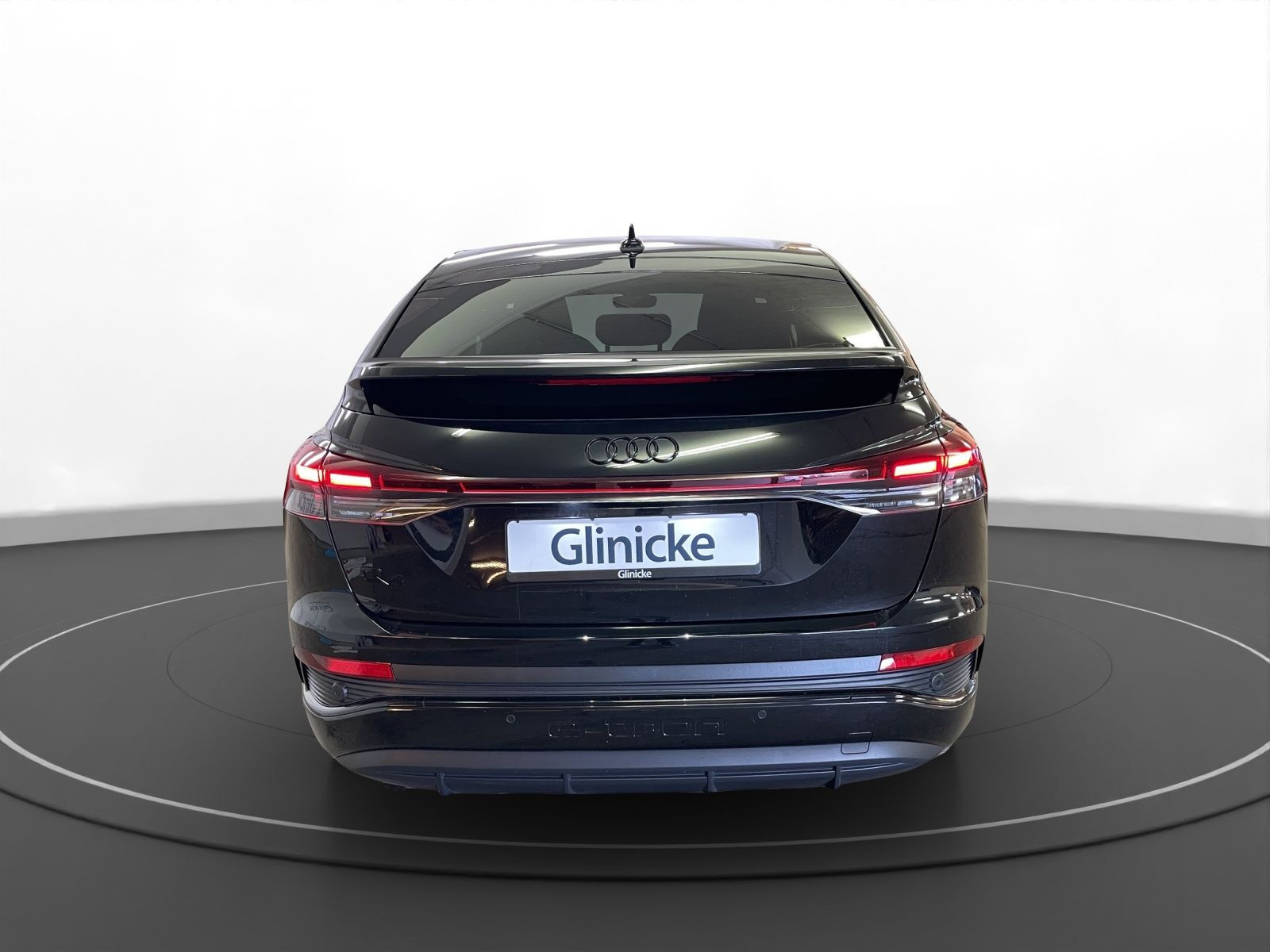 Audi - Q4 Sportback e-tron_5
