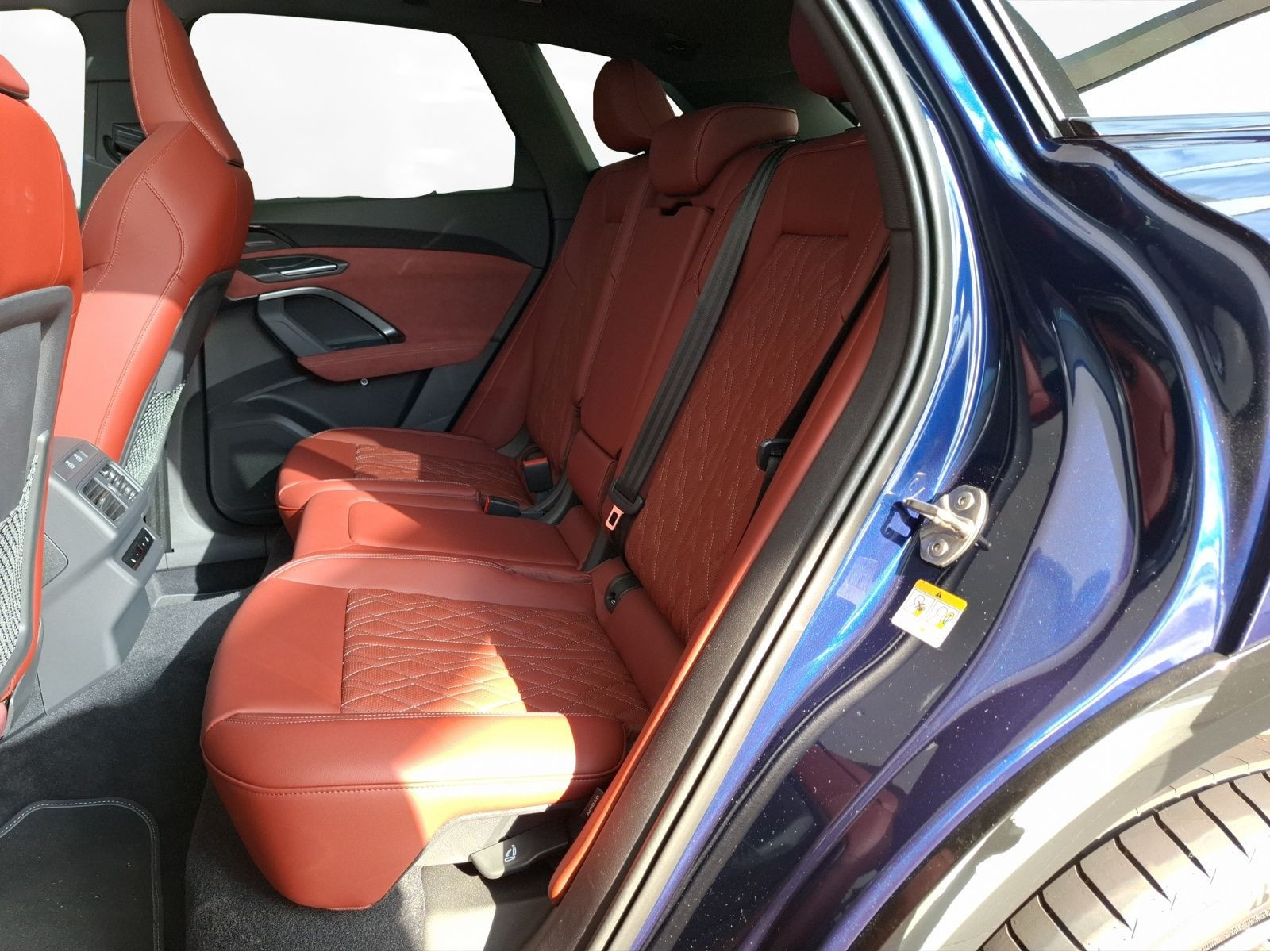 Audi - SQ5_5