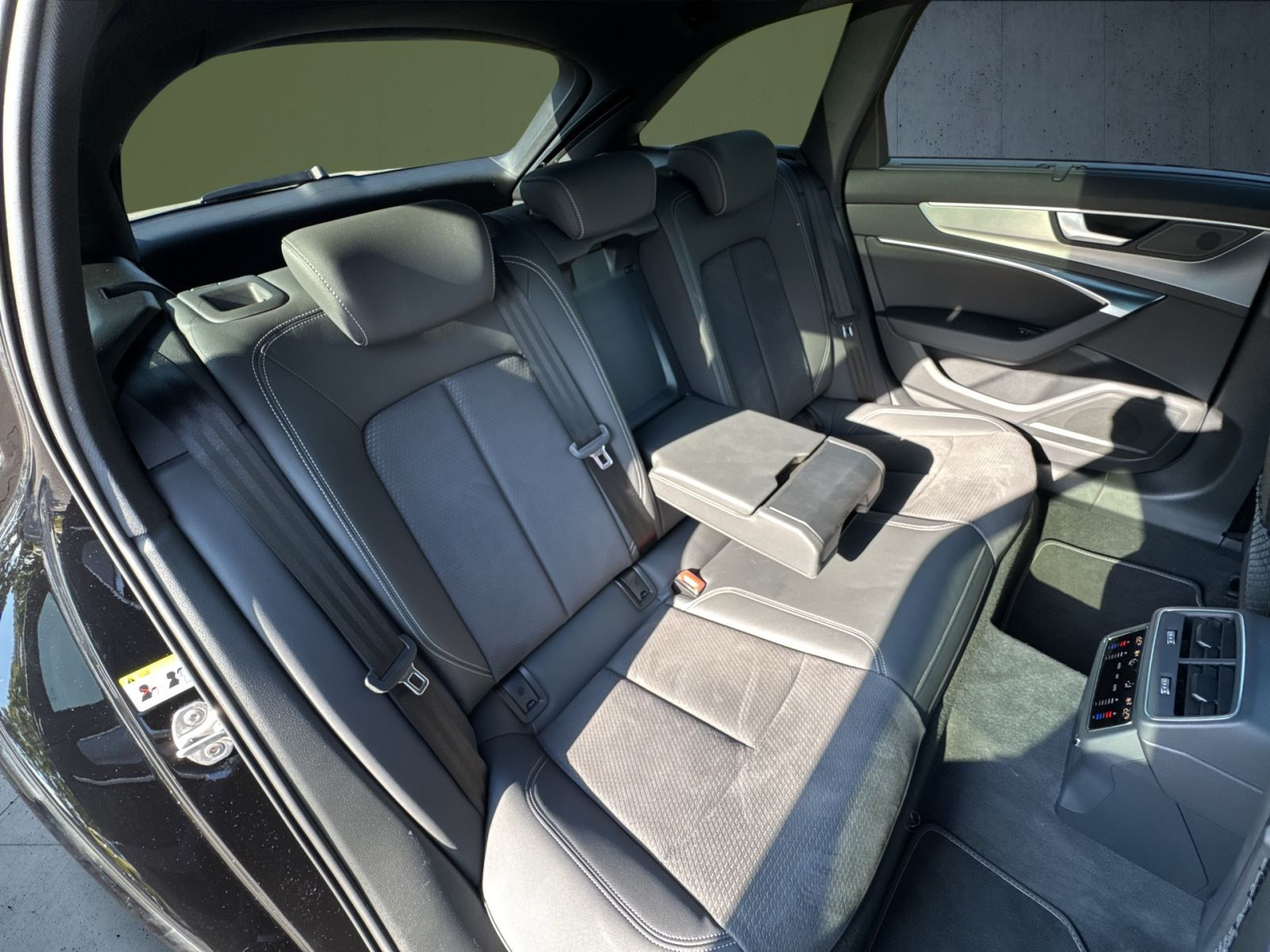 Audi - A6 Avant_19