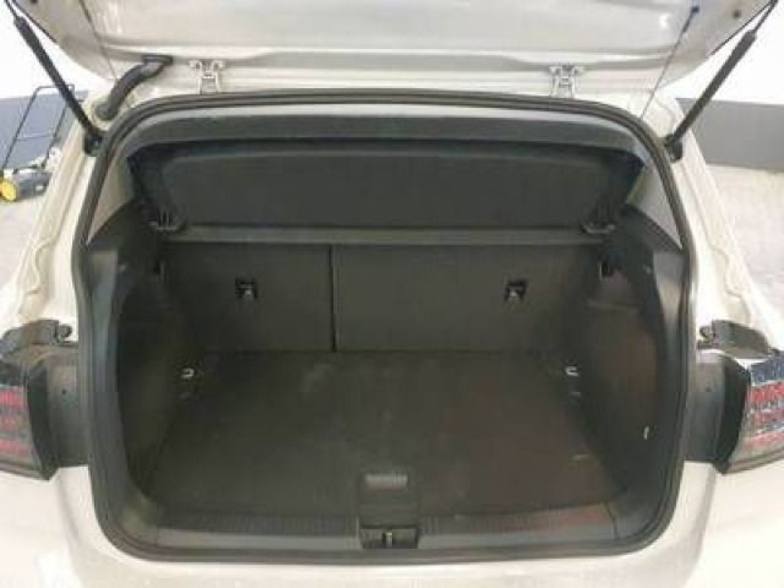 Volkswagen - T-Cross_6