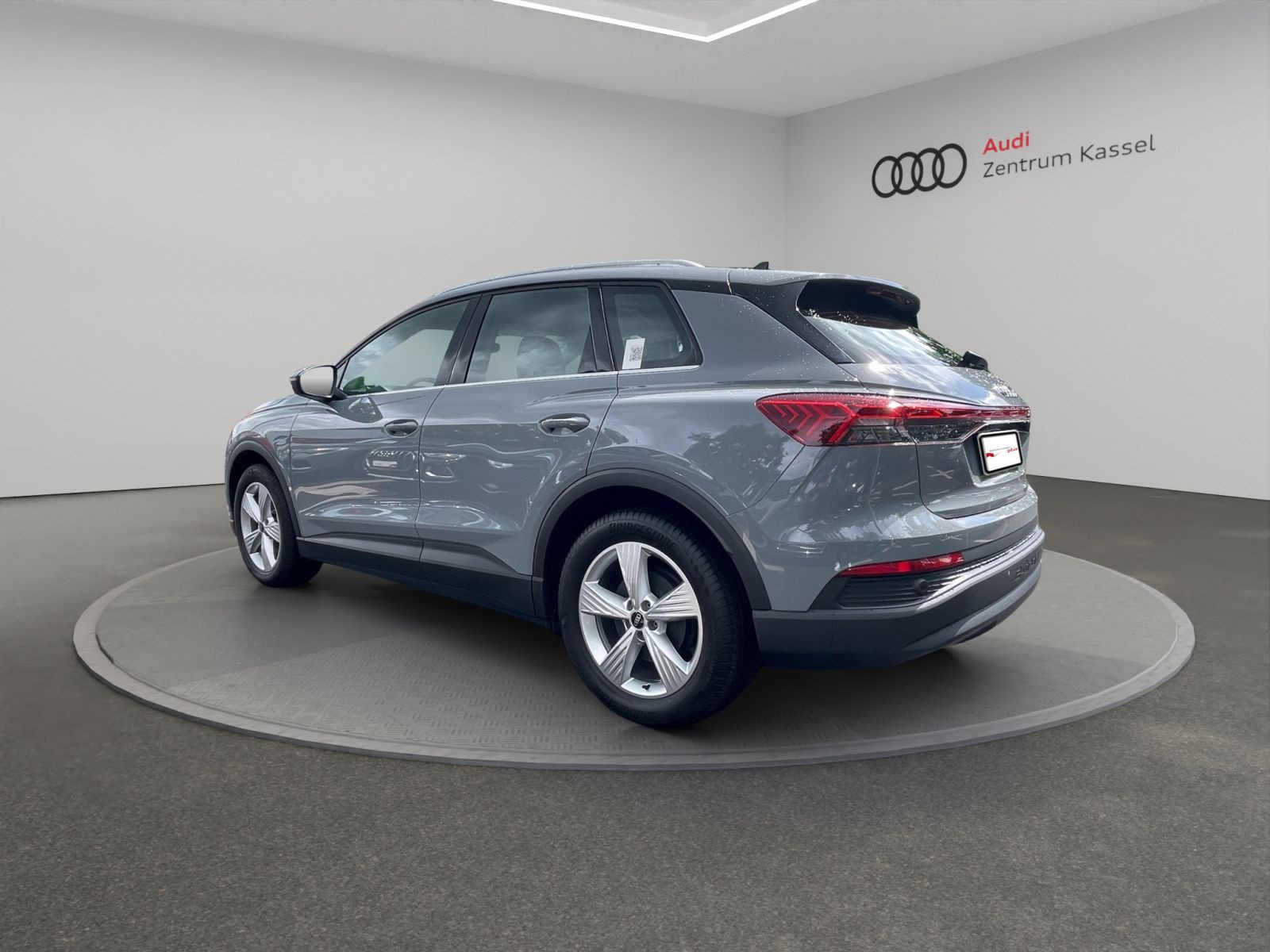 Audi - Q4_5