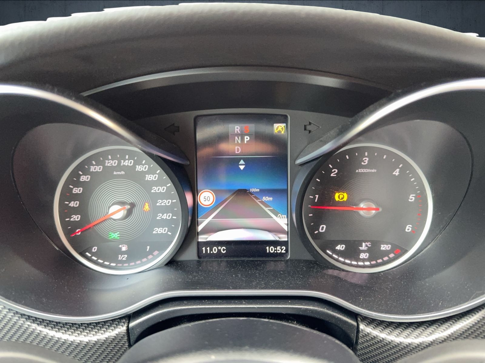 Mercedes-Benz - V 300_10
