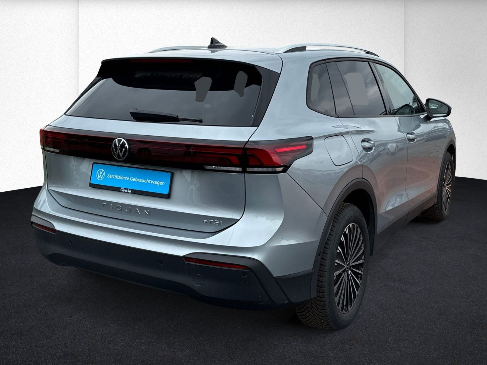 Volkswagen - Tiguan_2
