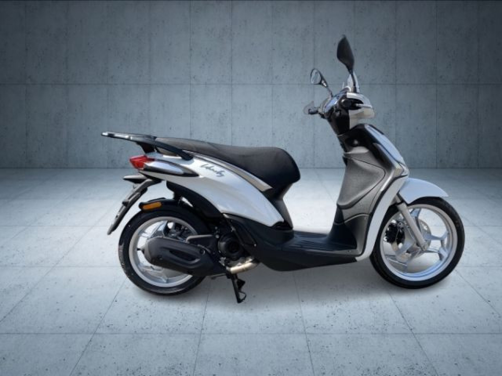 Piaggio - _6