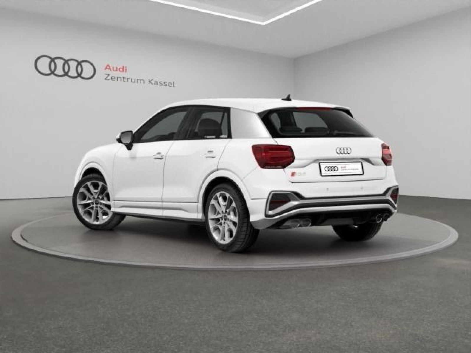 Audi - SQ2_4