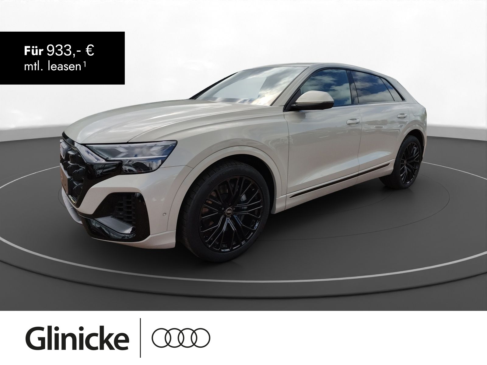 Audi - Q8_1