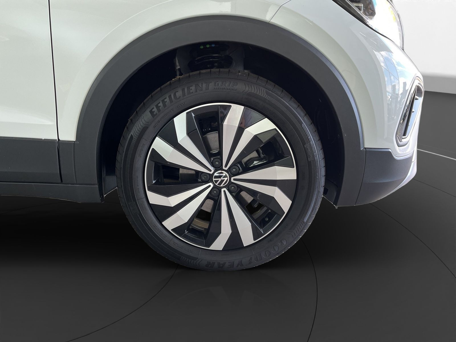 Volkswagen - T-Cross_13
