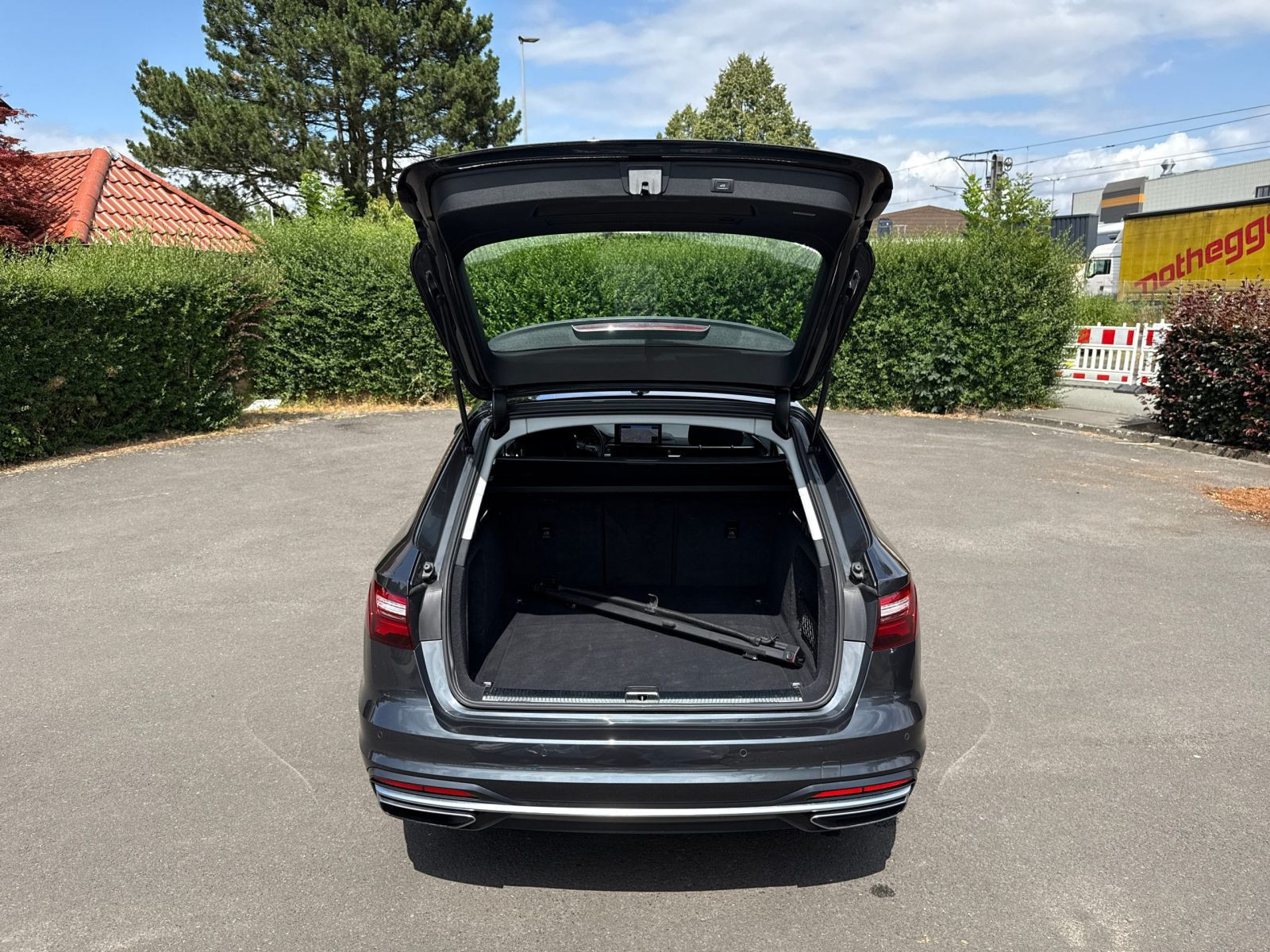 Audi - A4 Avant_15