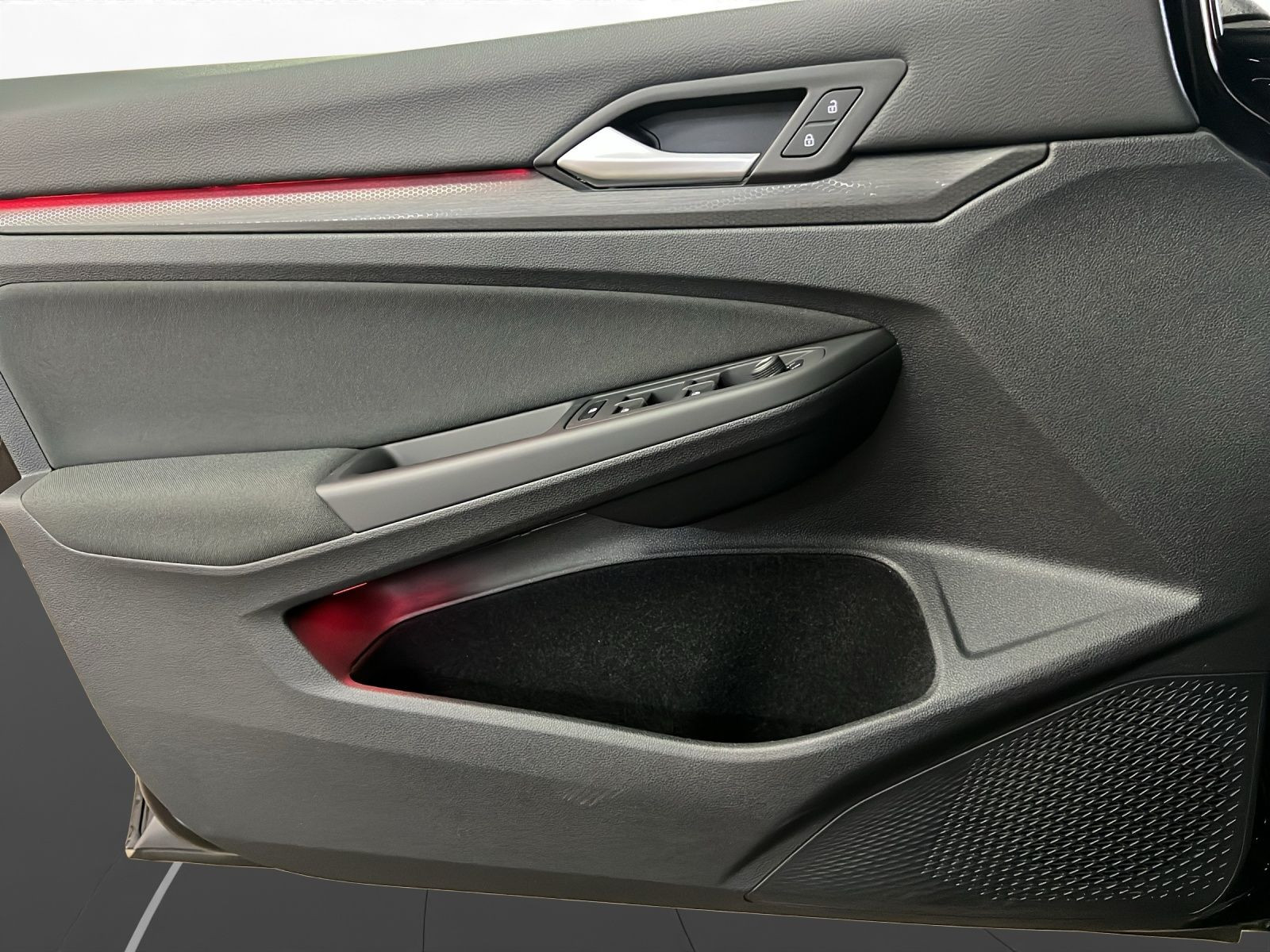 Volkswagen - Golf GTI_12