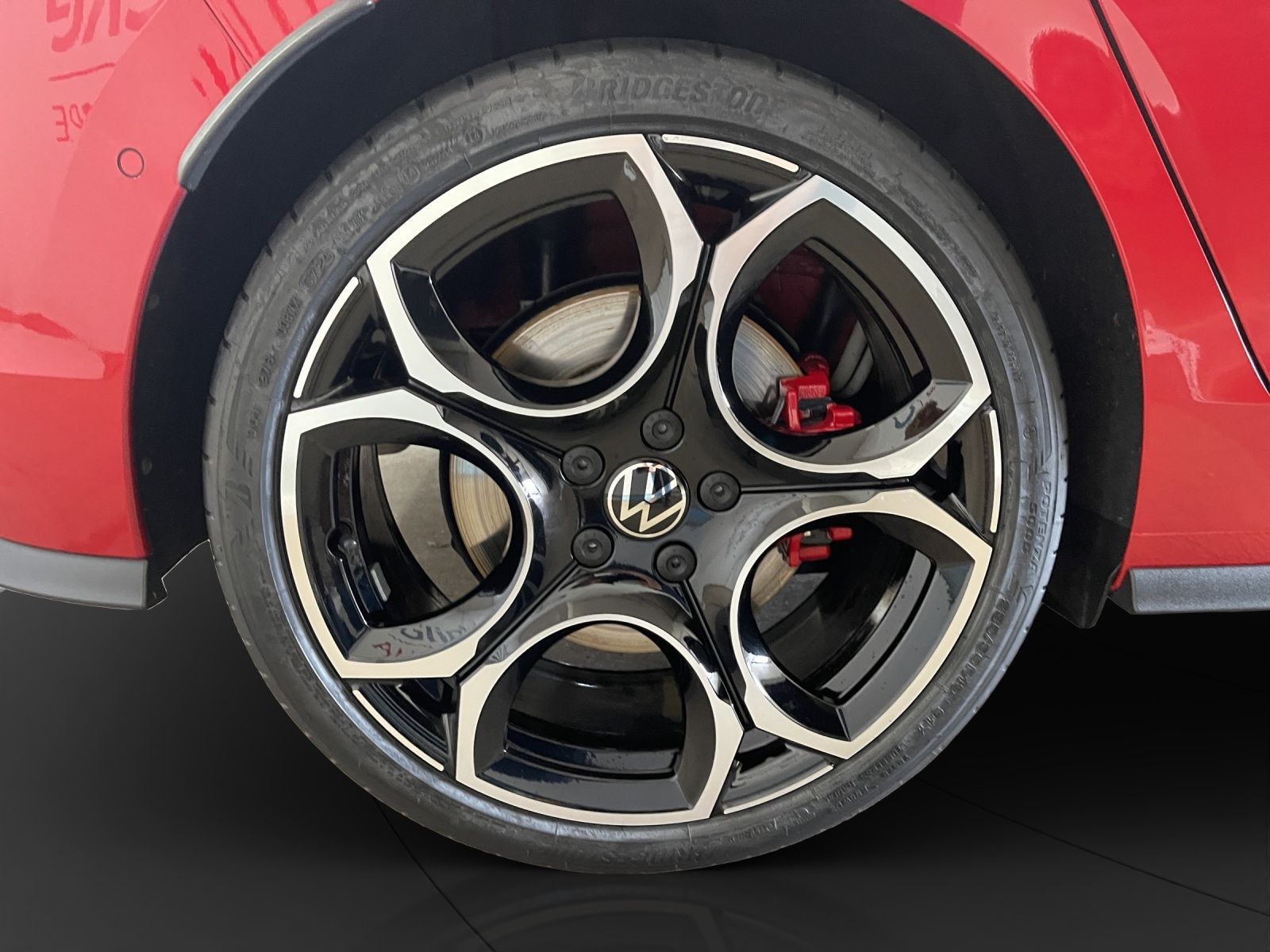 Volkswagen - Golf GTI_14