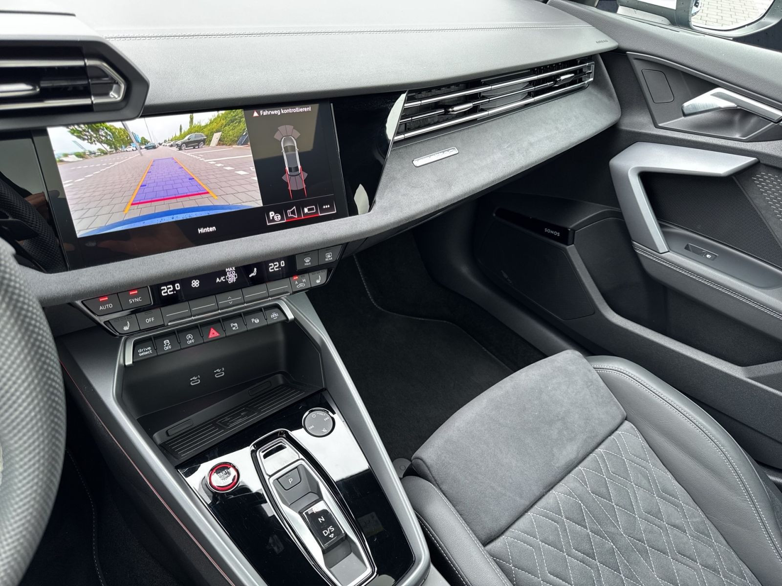 Audi - S3 Limousine_27