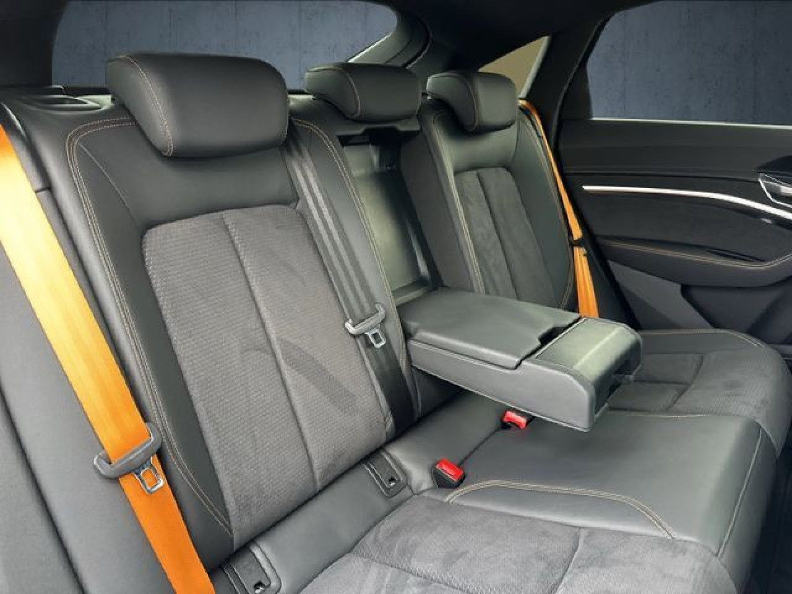 Audi - e-tron Sportback_20