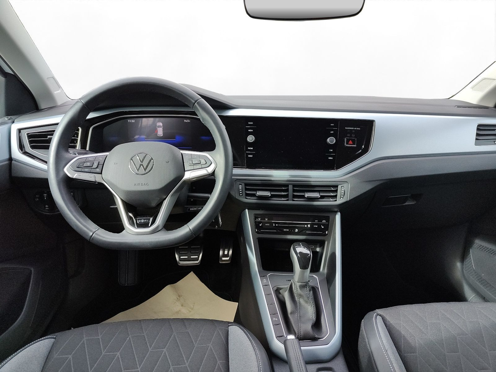 Volkswagen - Polo_5