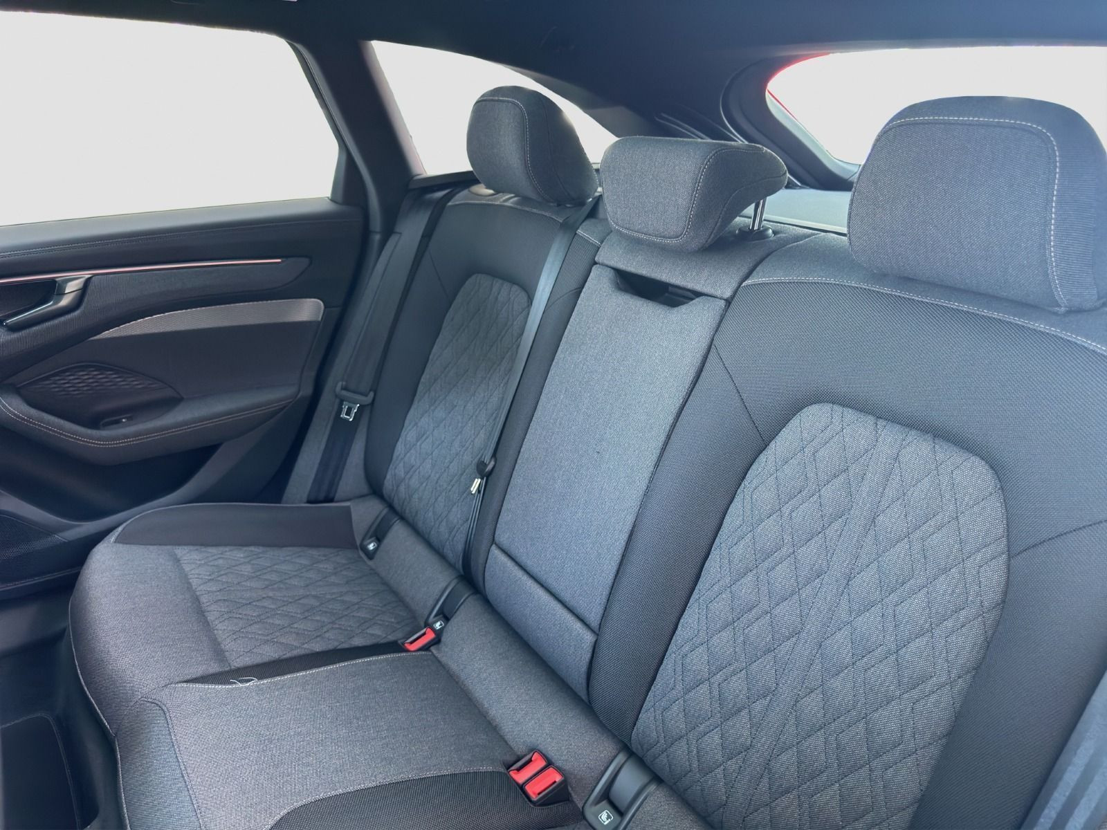 Audi - A6 Avant_17