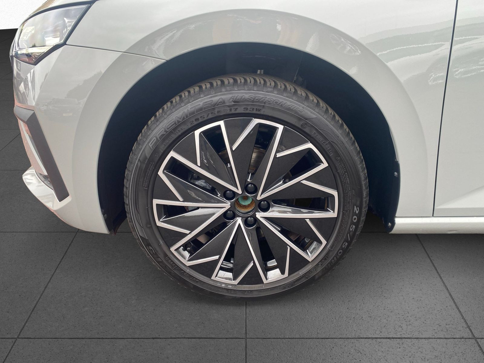Škoda - Scala_9