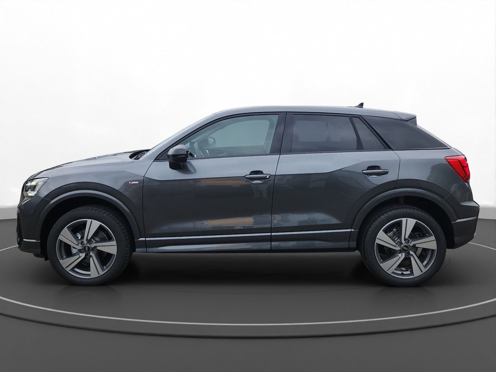 Audi - Q2_6