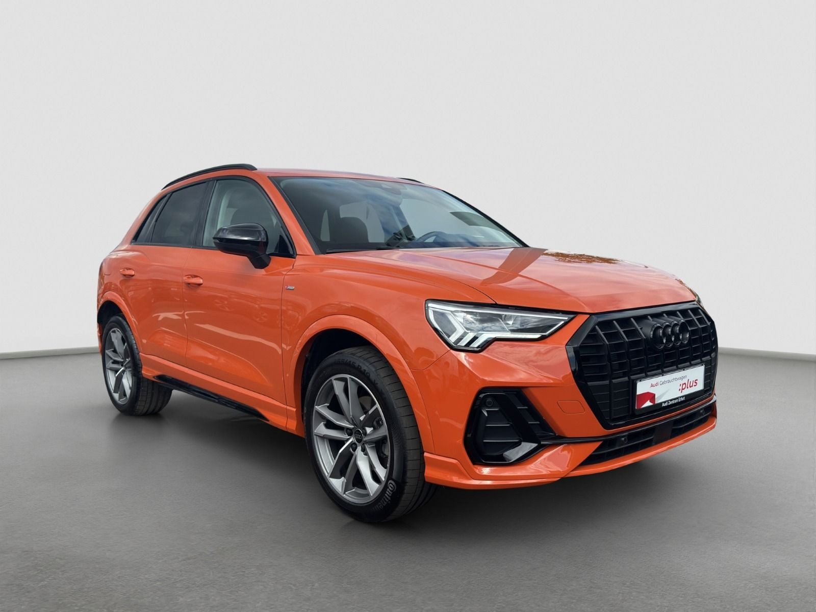 Audi - Q3_7