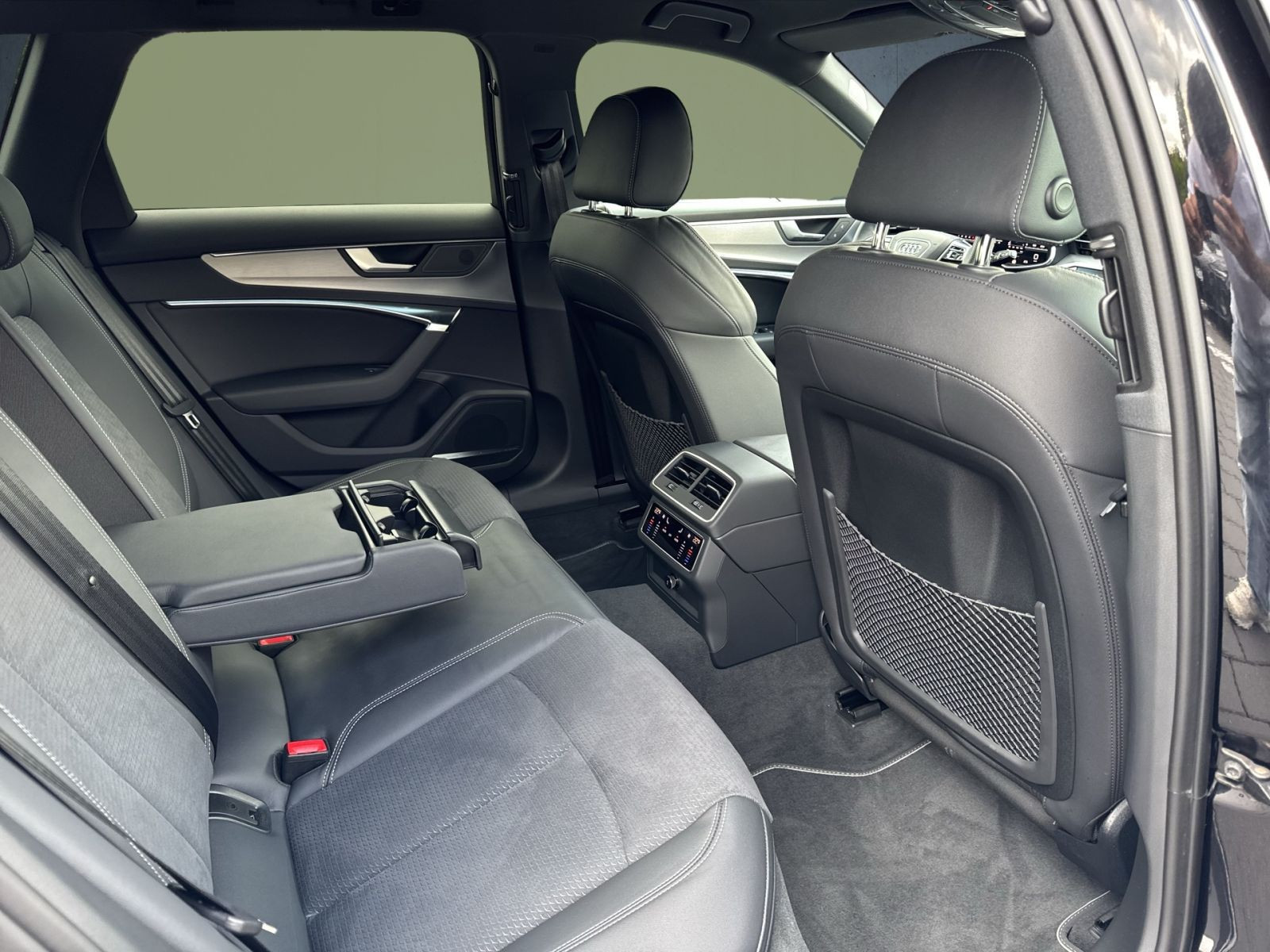 Audi - S6 Avant_18 Audi - S6 Avant_18