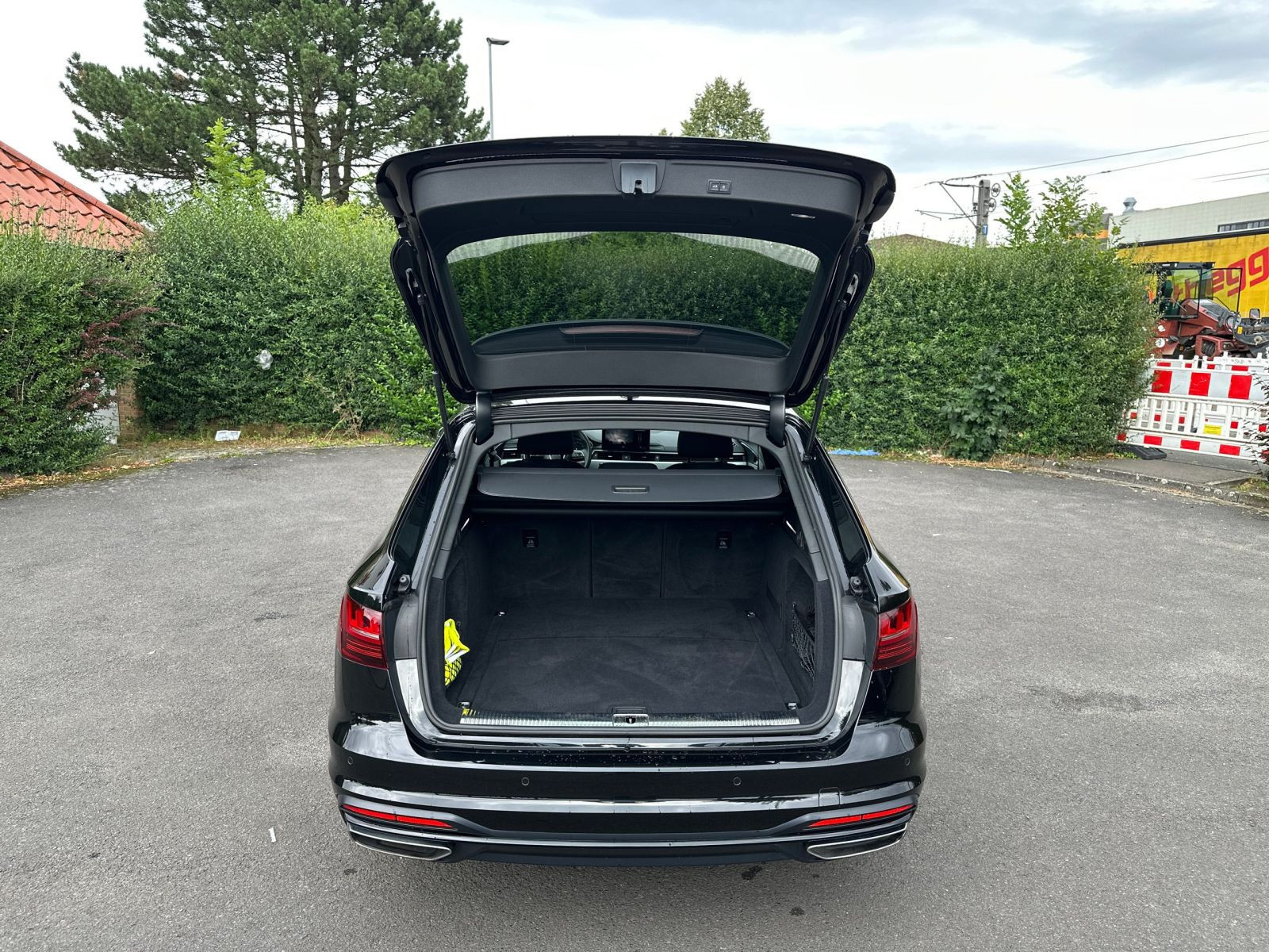 Audi - A4 Avant_15
