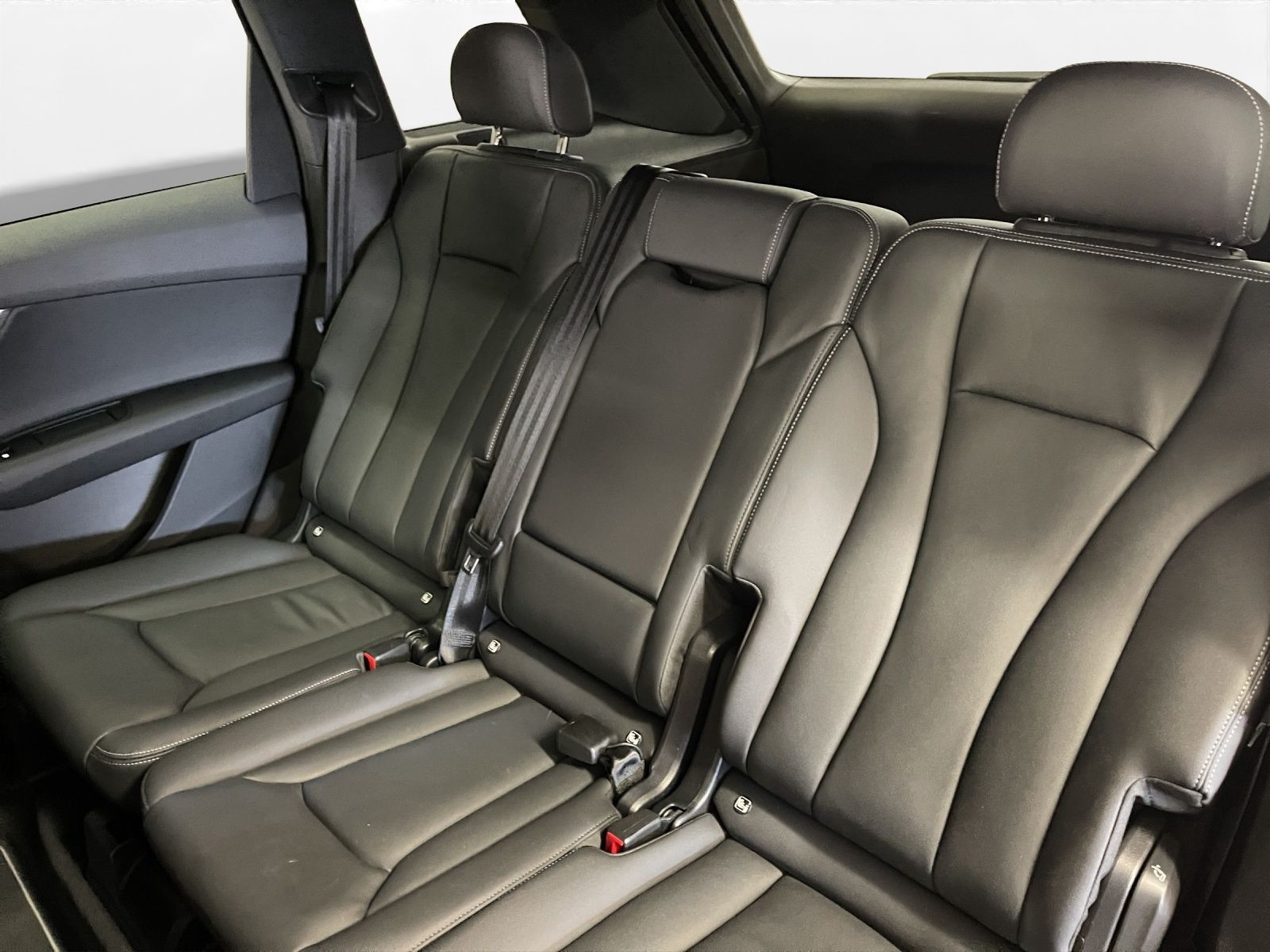 Audi - Q7_19