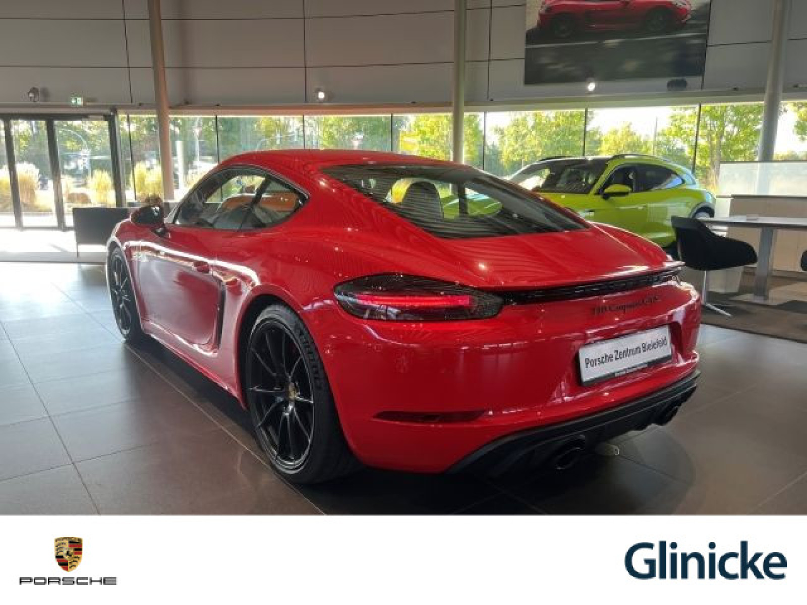 Porsche - Cayman_3