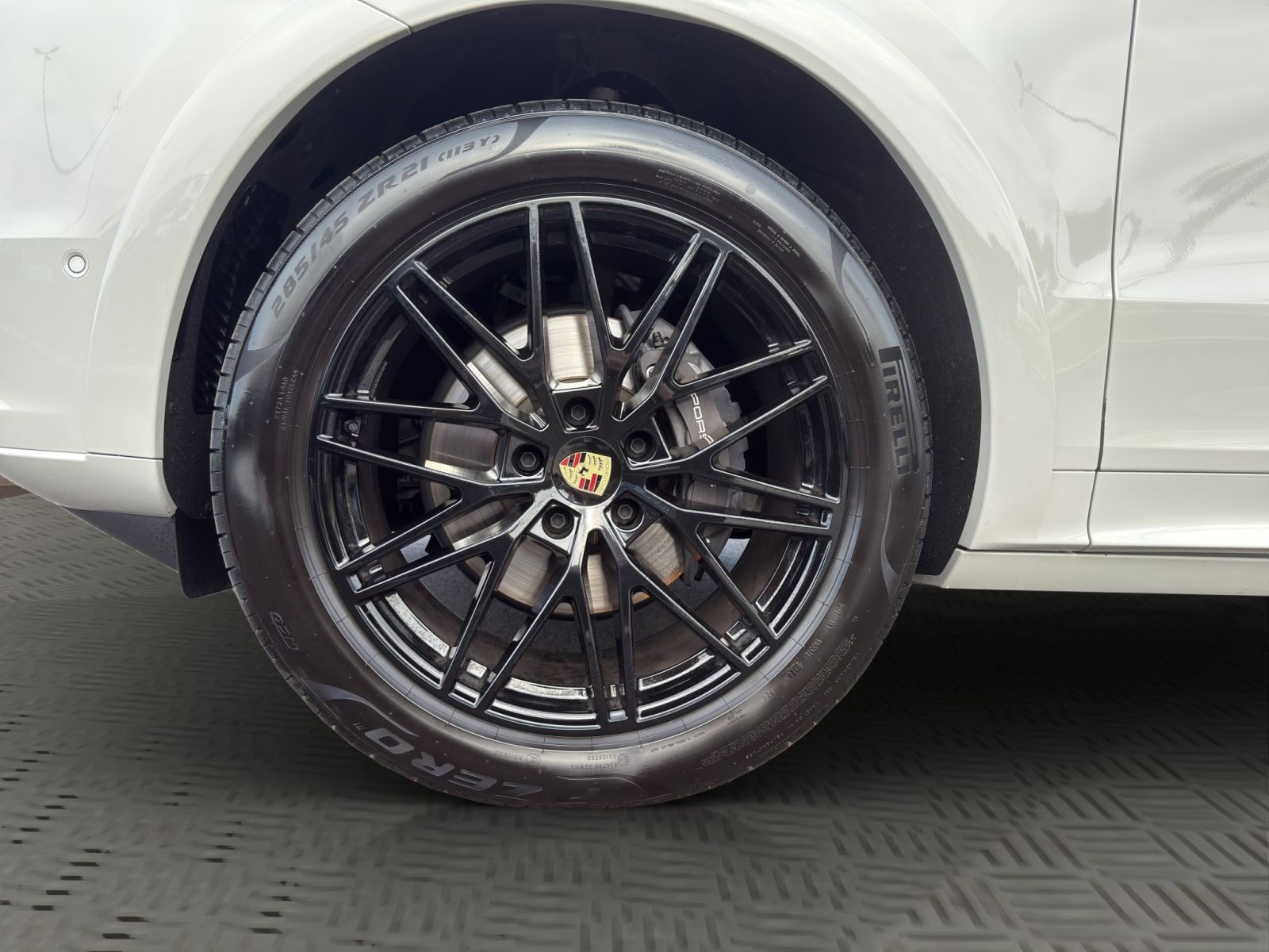 Porsche - Cayenne_9