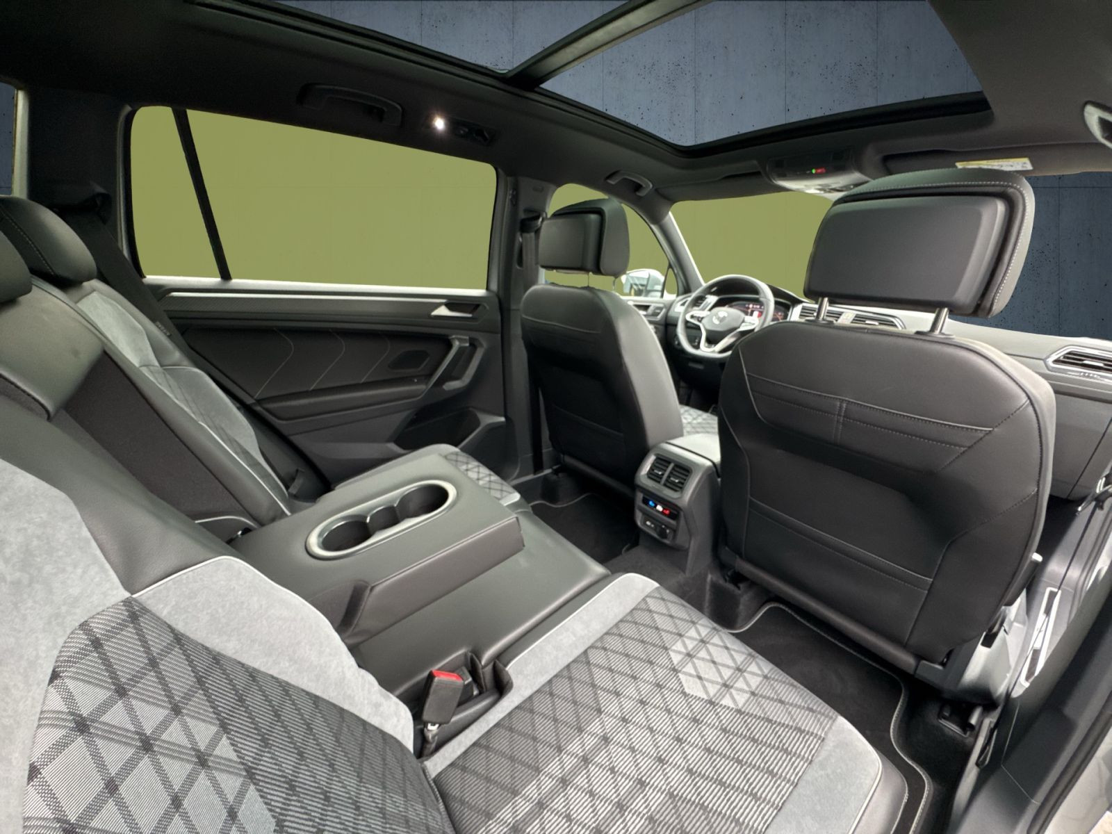 Volkswagen - Tiguan Allspace_18