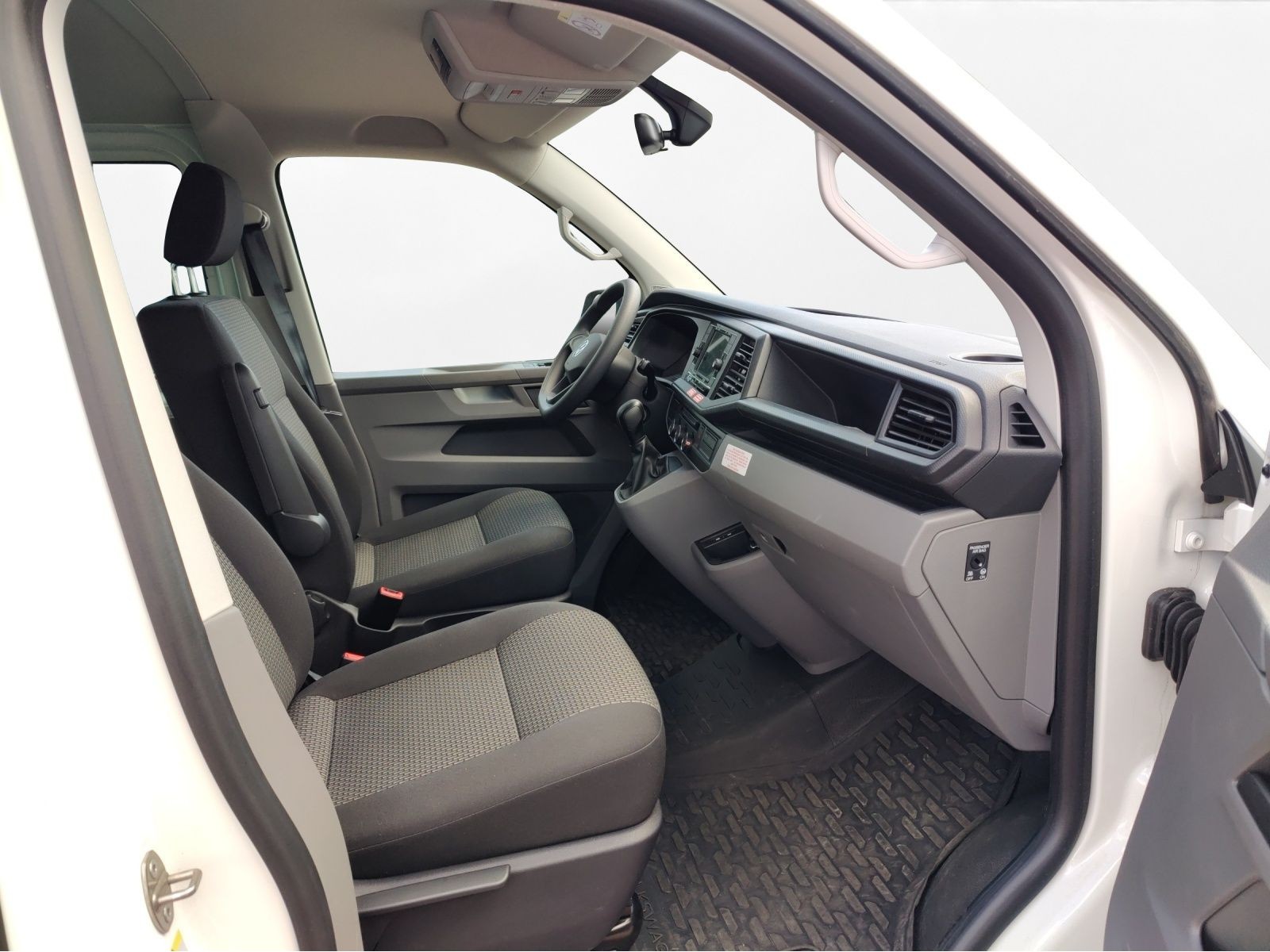 Volkswagen - T6.1 Kombi_11