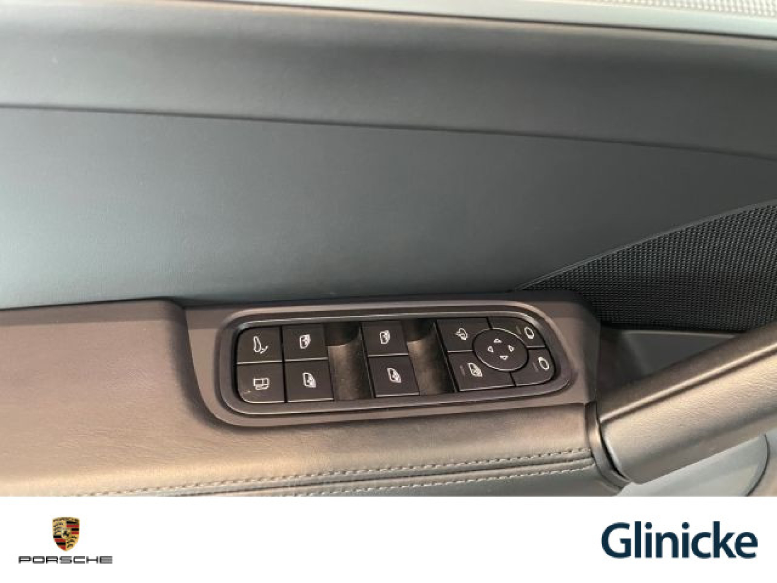 Porsche - Cayenne_17