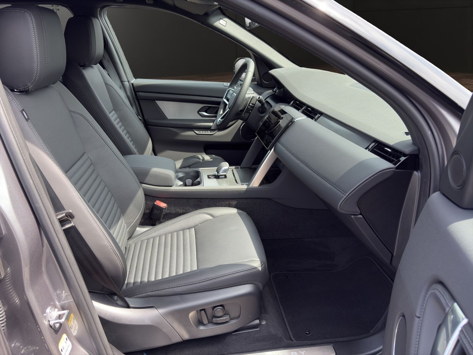 Land Rover - Discovery Sport_7