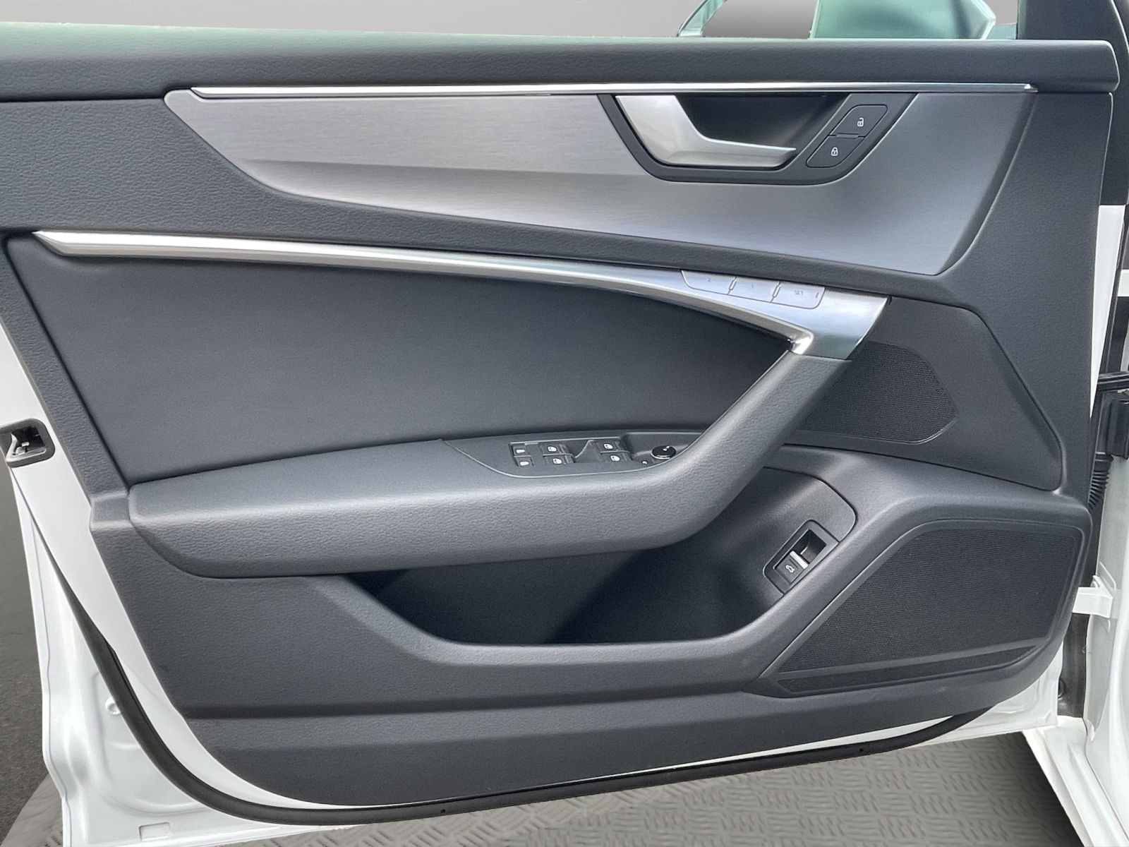 Audi - S6 Avant_16 Audi - S6 Avant_16