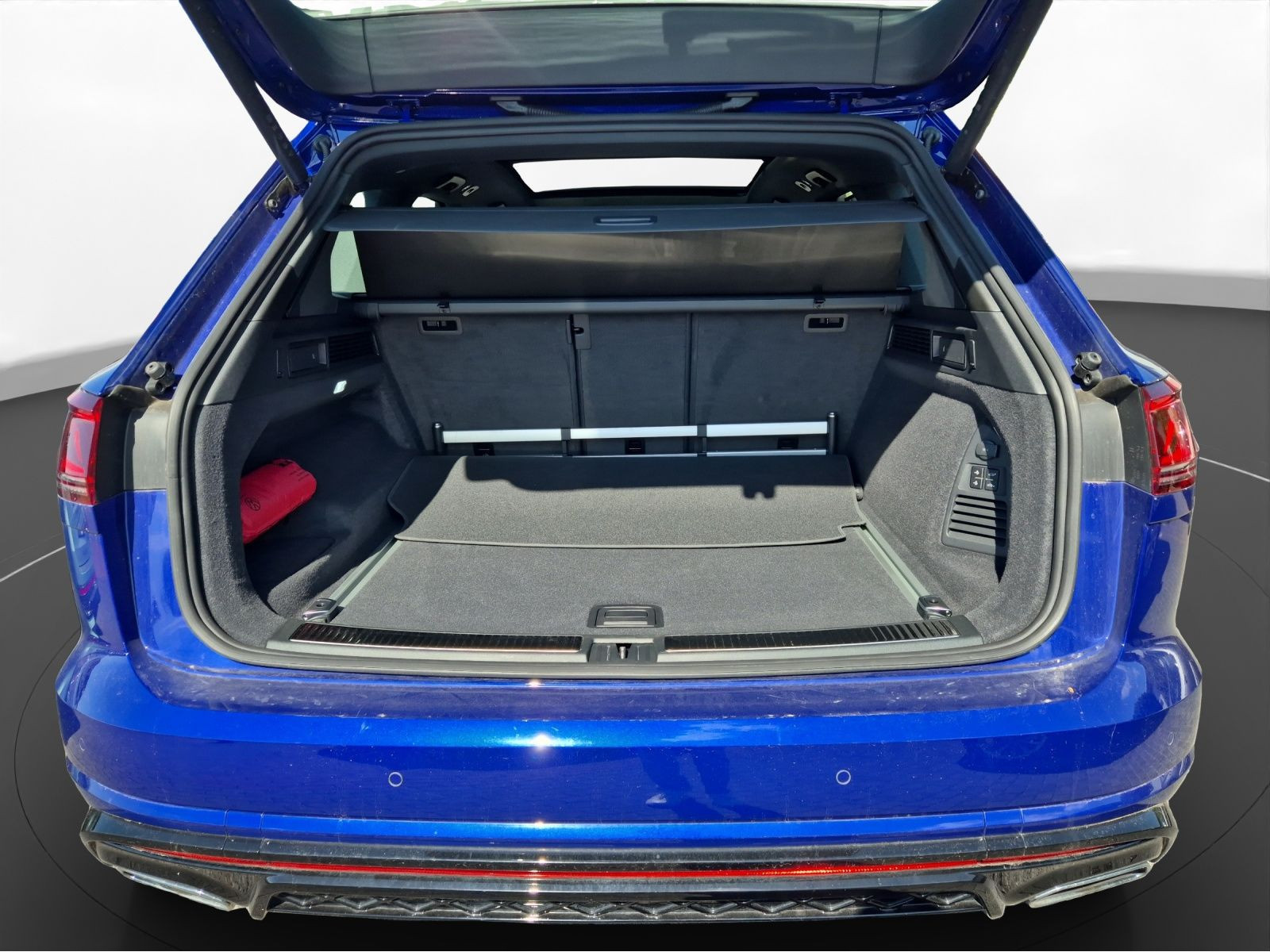 Volkswagen - Touareg_10