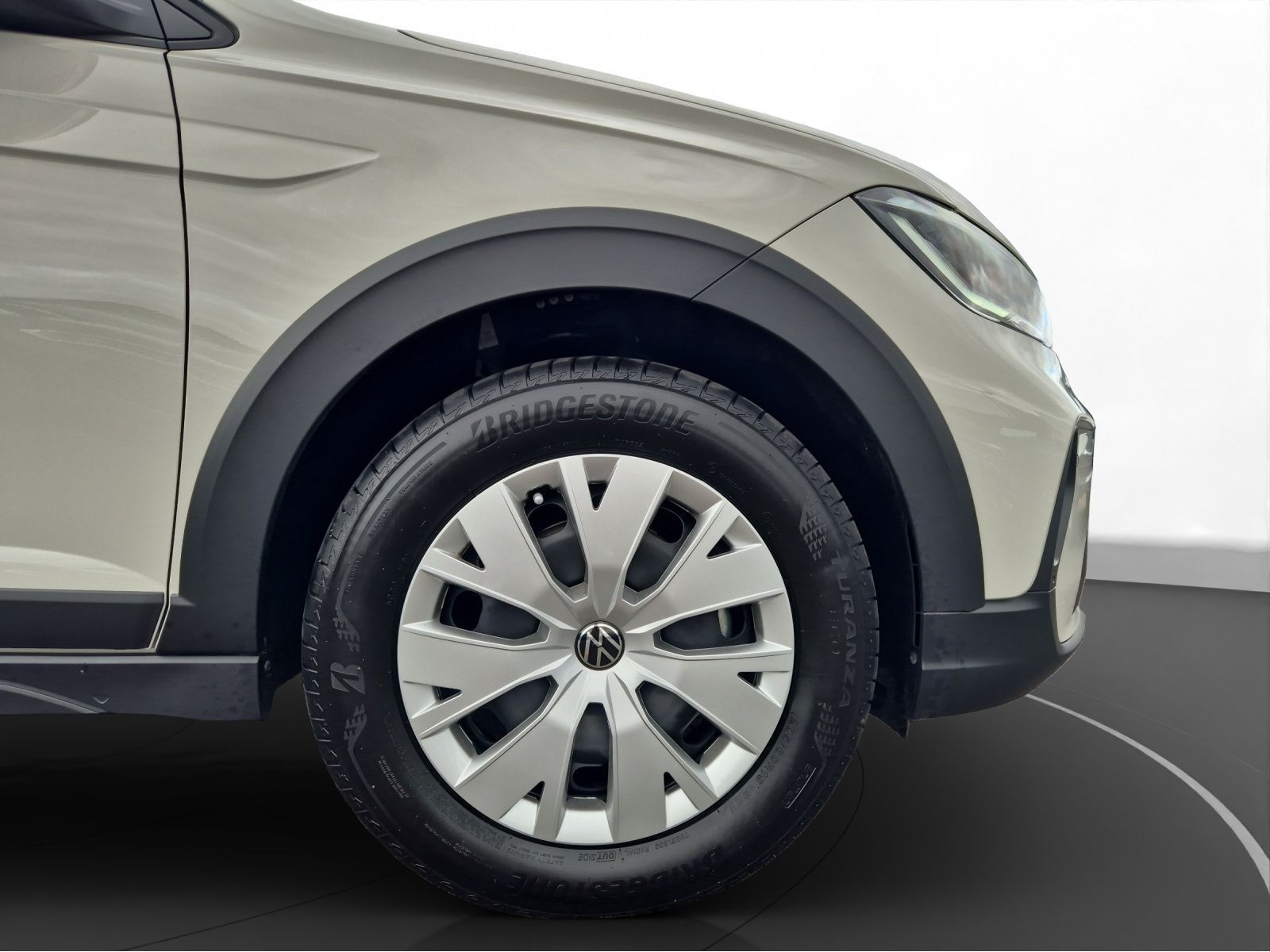 Volkswagen - Taigo_13