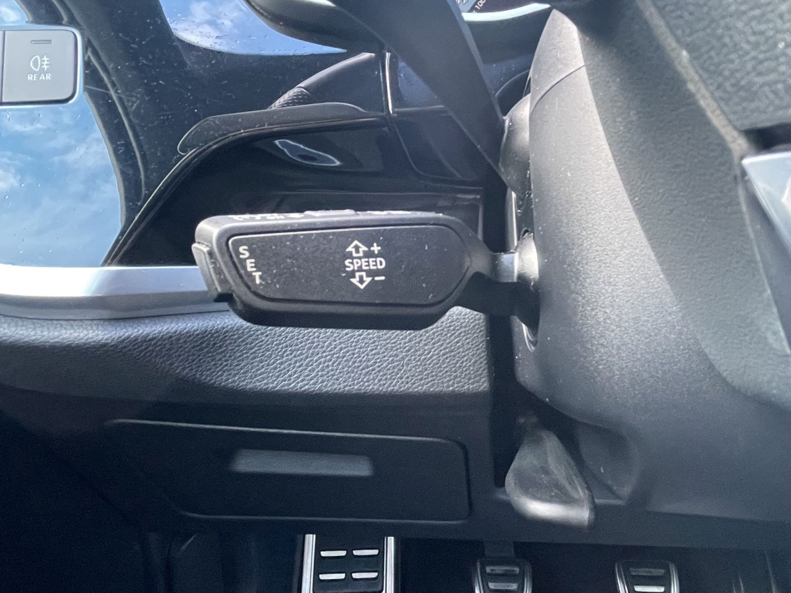 Audi - Q3_25