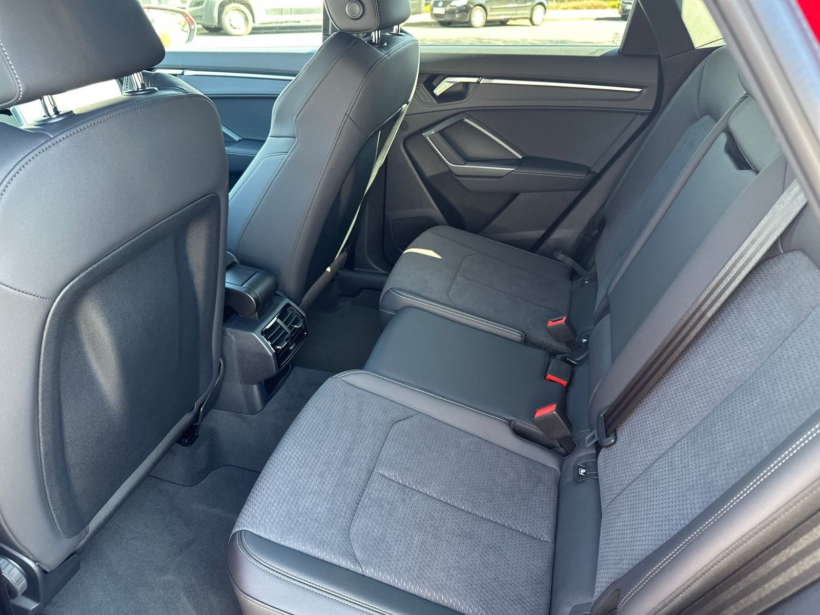 Audi - Q3 Sportback_14