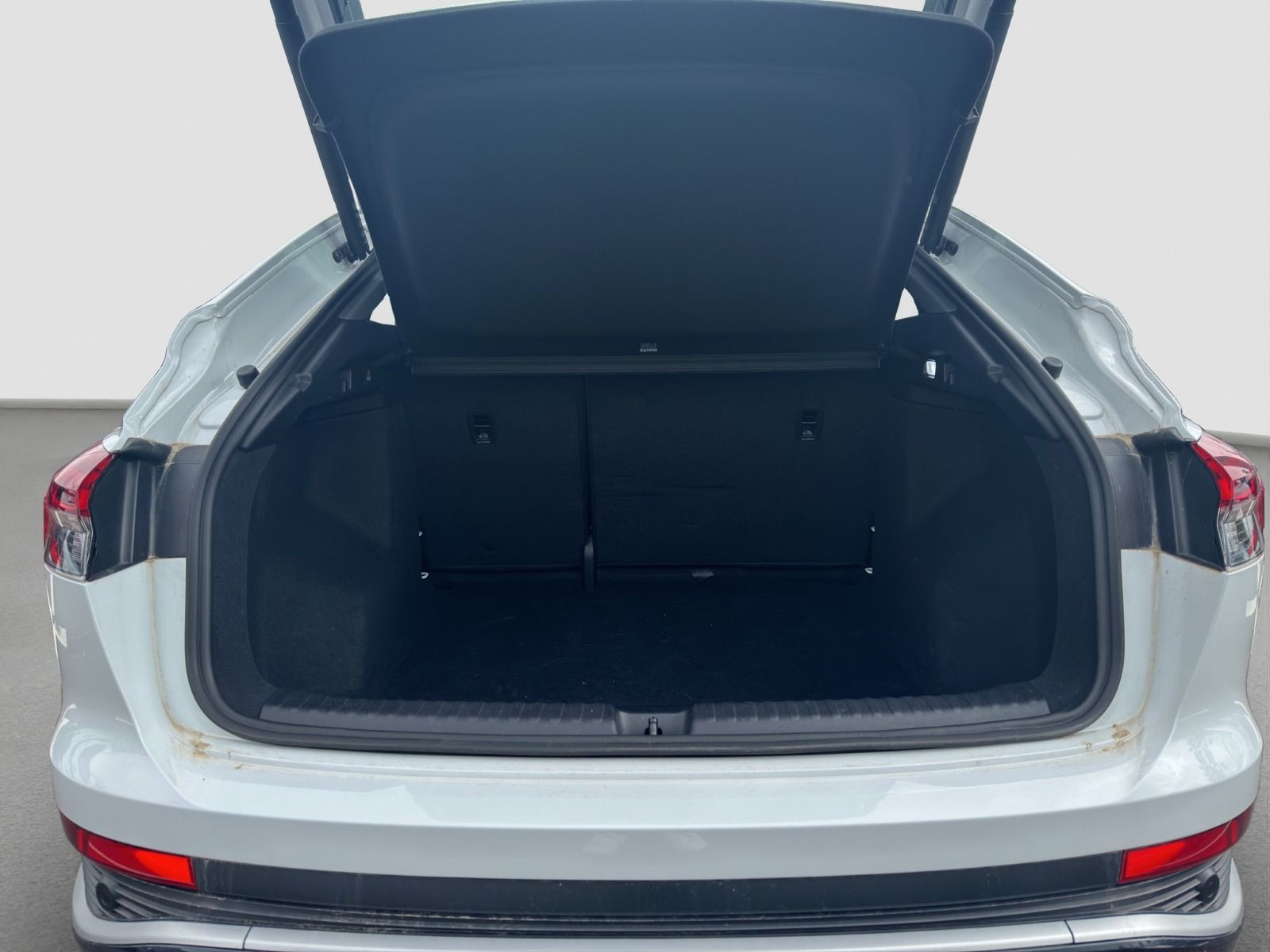 Audi - Q4 Sportback e-tron_16