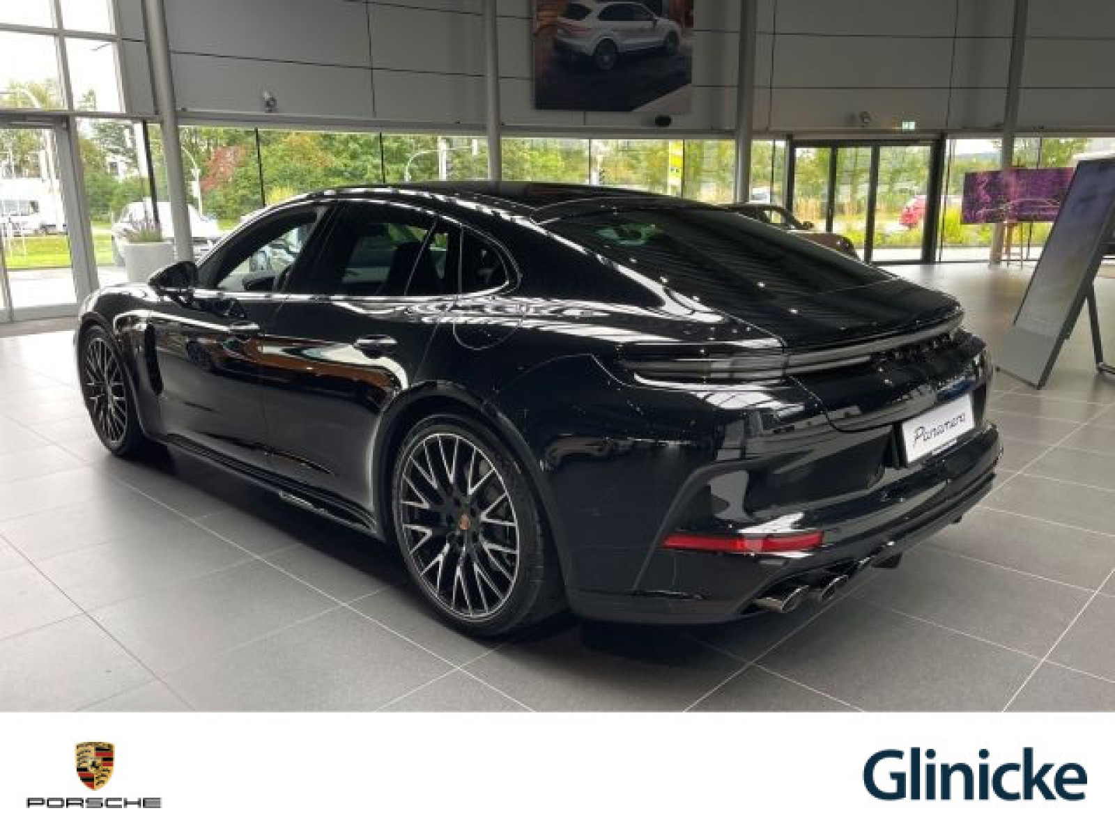 Porsche - Panamera_3
