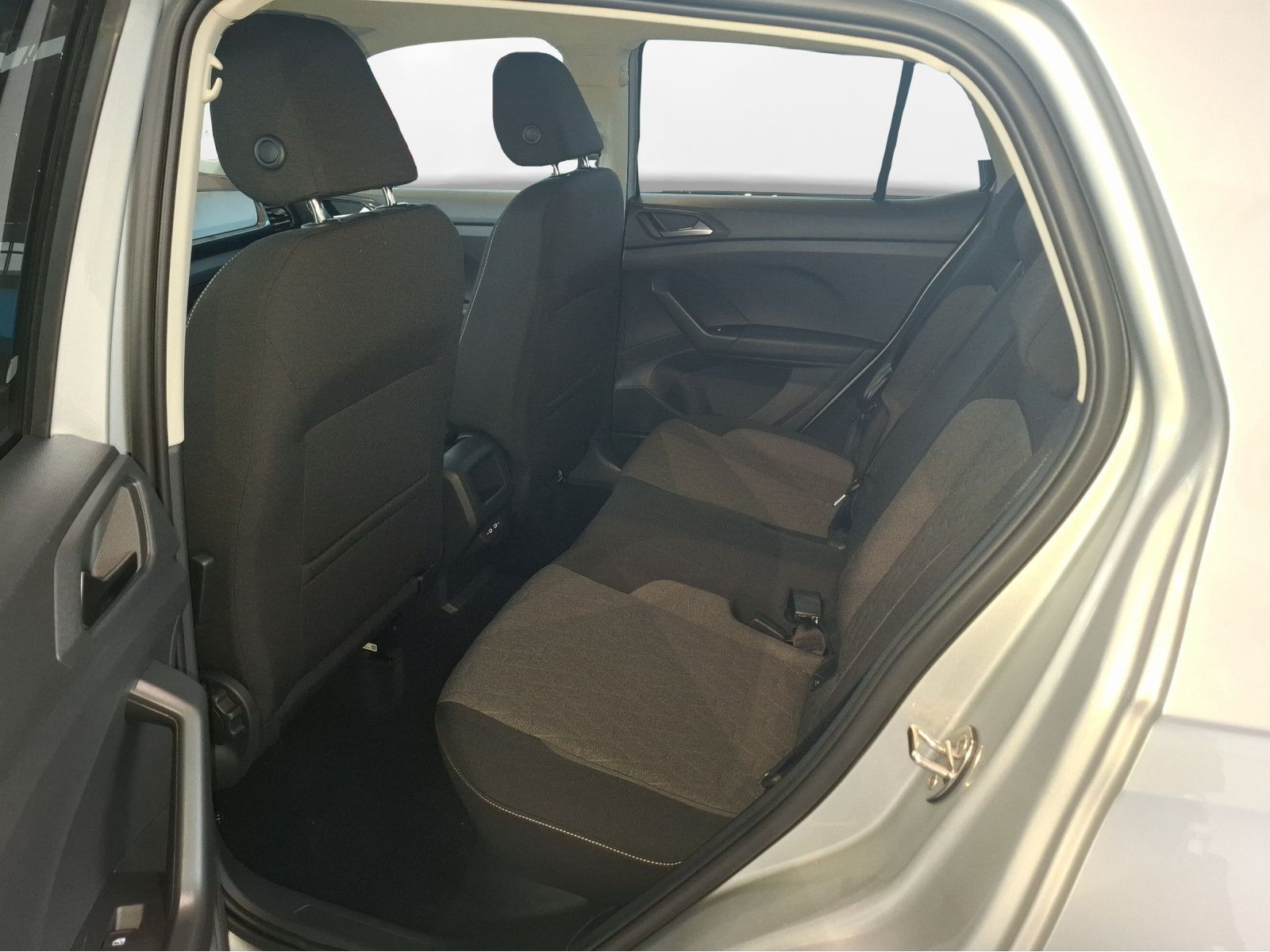Volkswagen - T-Cross_5