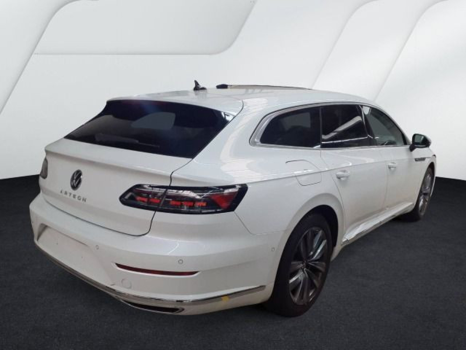 Volkswagen - Arteon Shooting Brake_2 Volkswagen - Arteon Shooting Brake_2