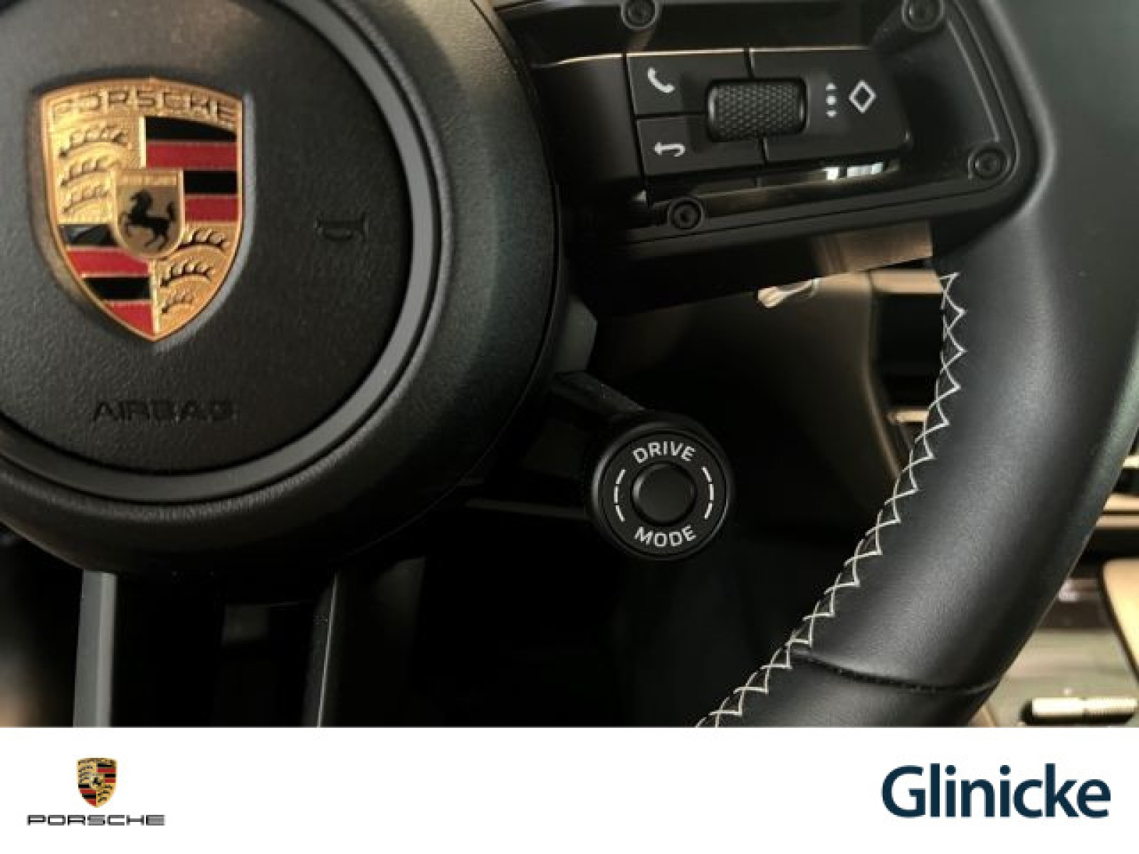 Porsche - Macan_25