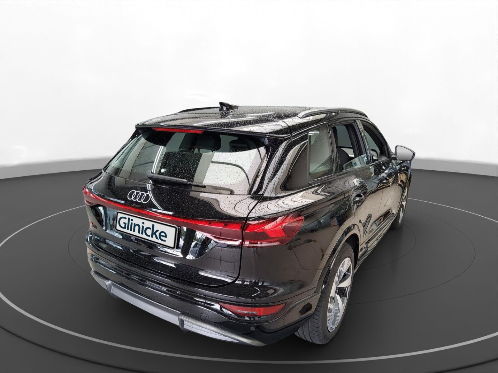 Audi - Q6 SUV e-tron_2