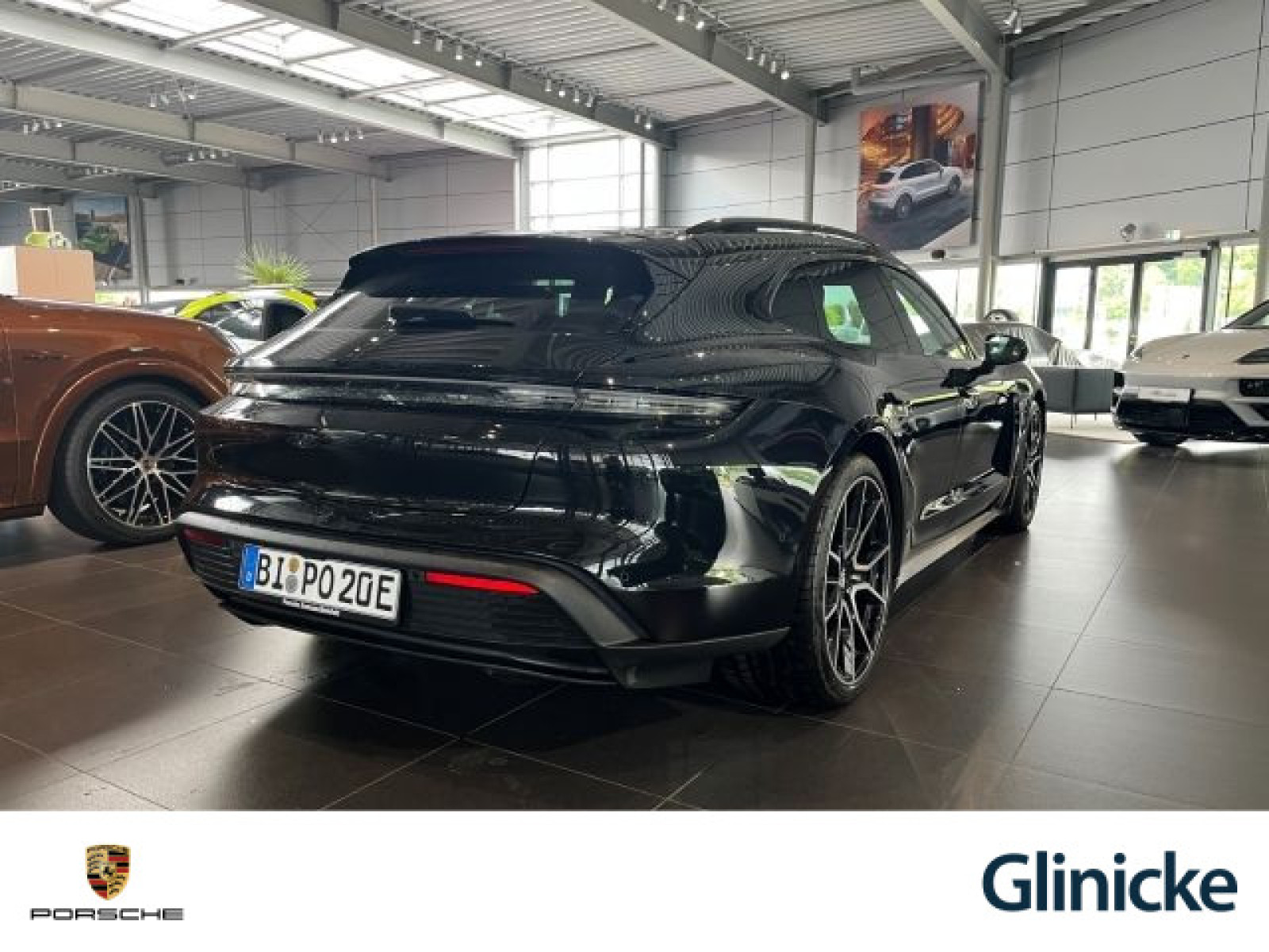Porsche - Taycan_5