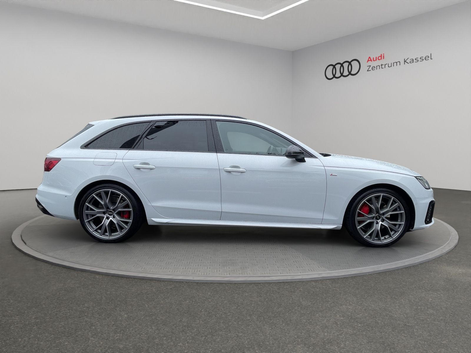 Audi - A4 Avant_8