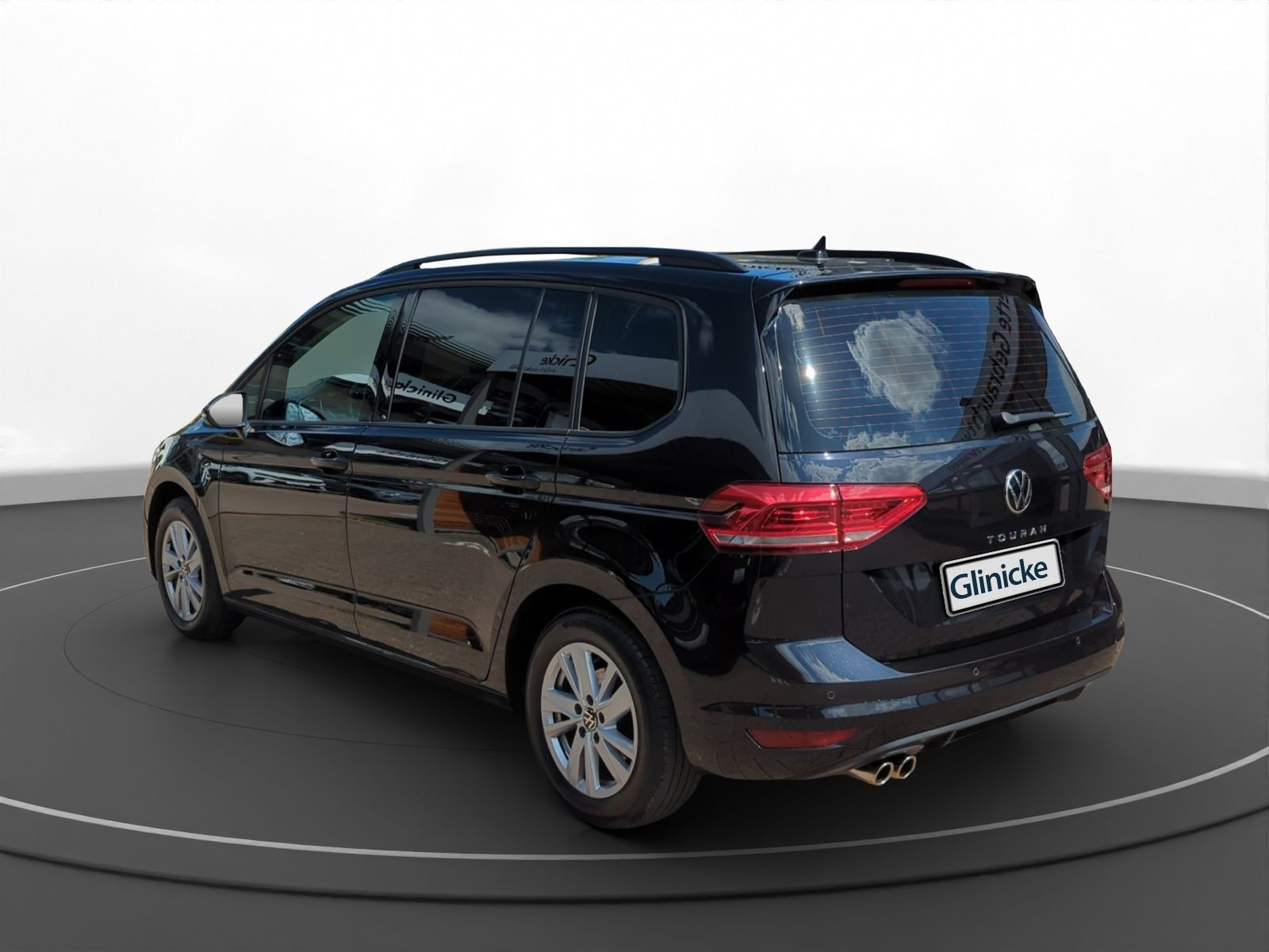 Volkswagen - Touran_8
