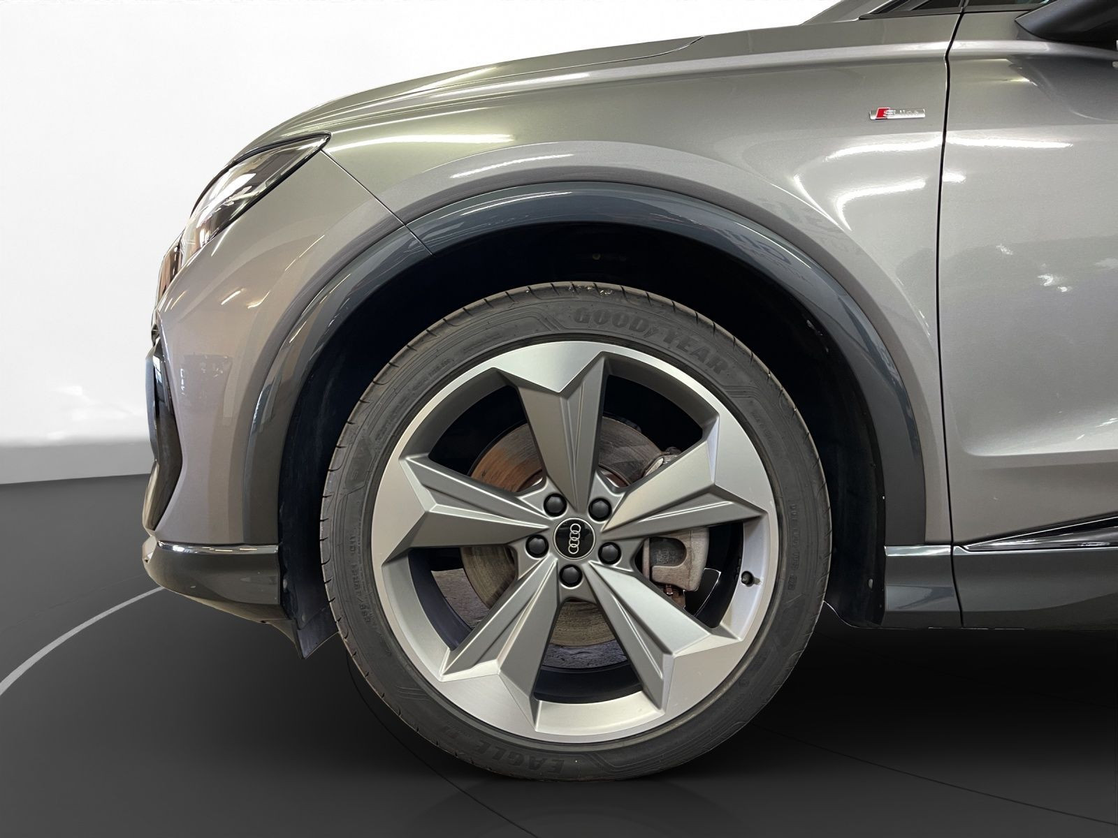 Audi - Q4 Sportback e-tron_13
