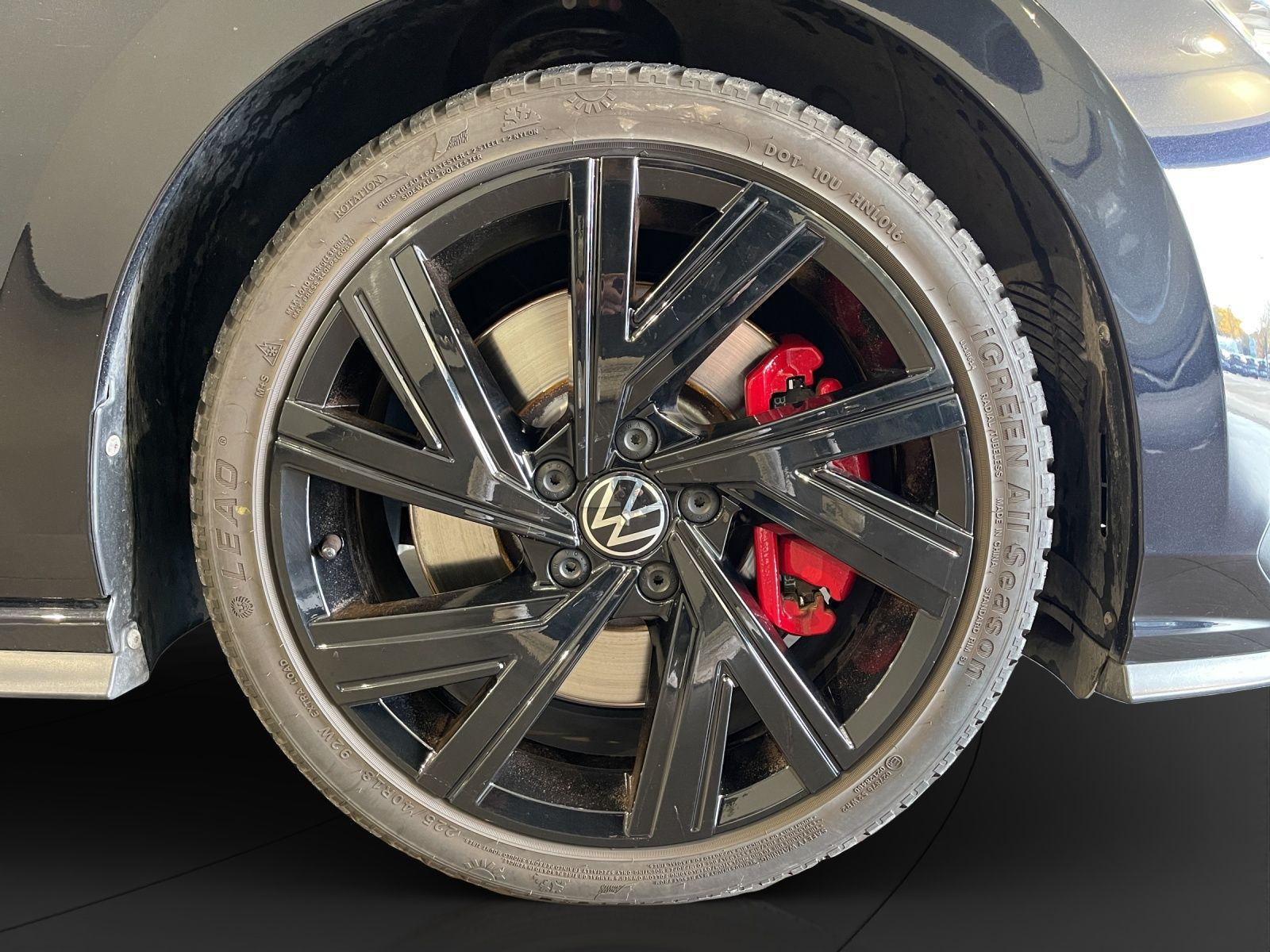 Volkswagen - Golf GTI_15