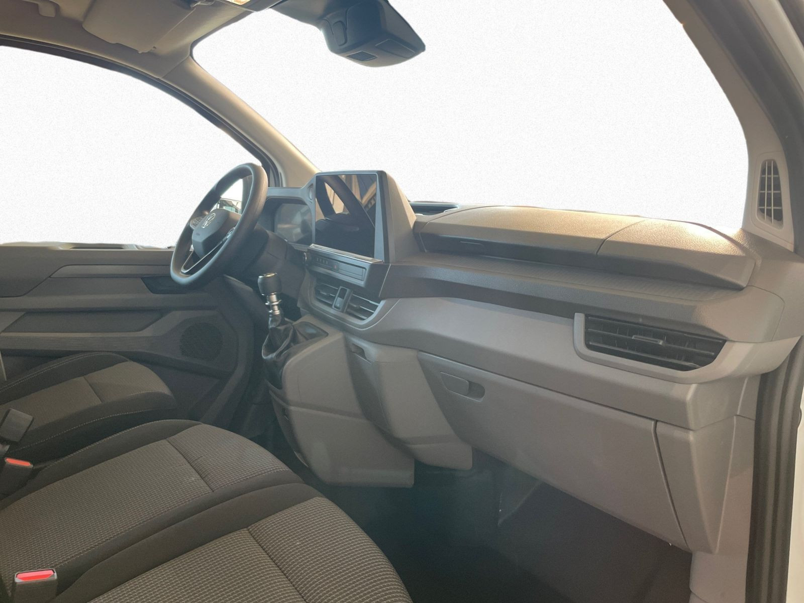 Volkswagen - T7 Transporter_7