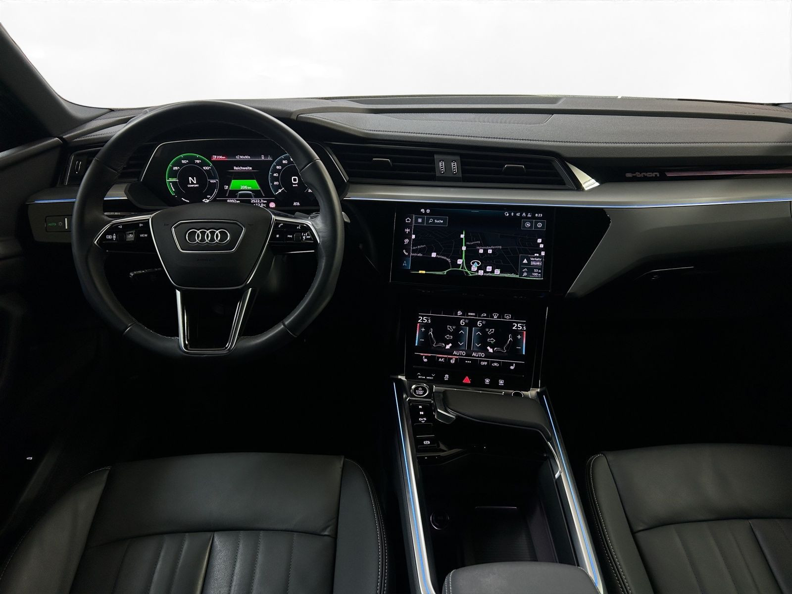 Audi - Q8 Sportback e-tron_20