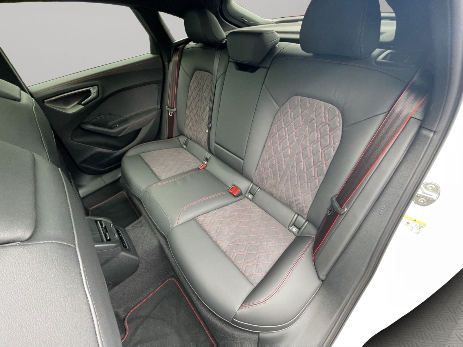 Audi - A5 Limousine_18