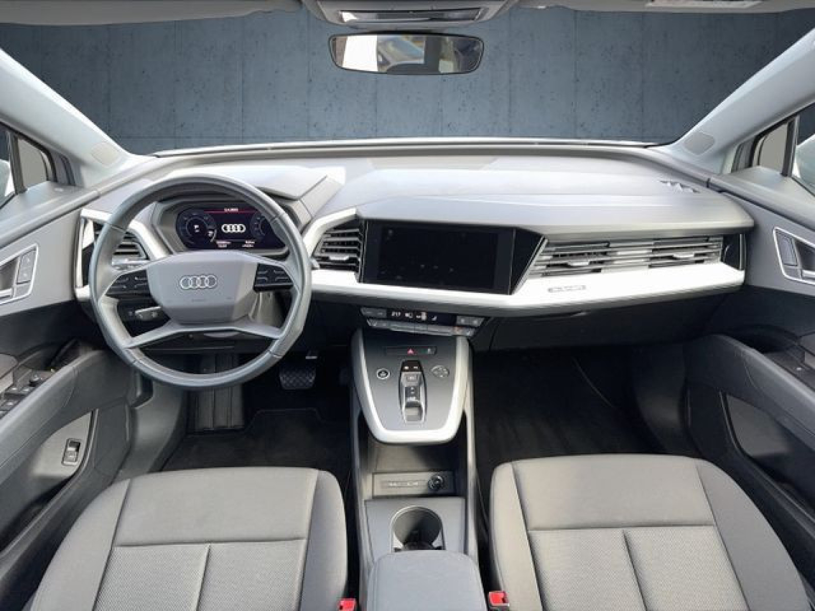 Audi - Q4_13